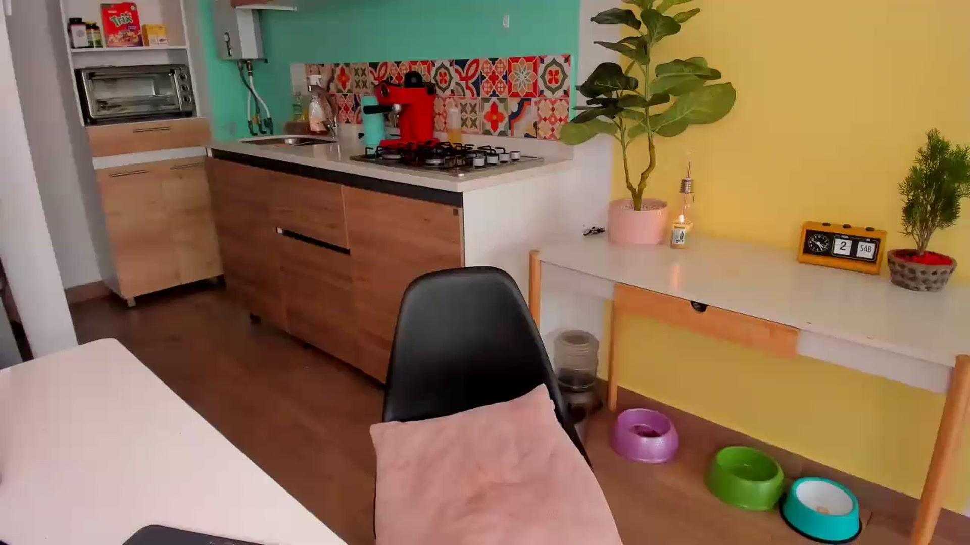 Gallery image thumbnail from SarishaLove's myfreecams stream on, 03/02/2024, 17:16 image 3 of 20
