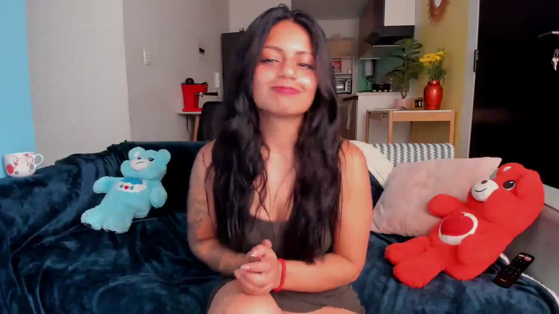 Gallery image thumbnail from SarishaLove's myfreecams stream on, 03/09/2024, 15:36 image 18 of 20
