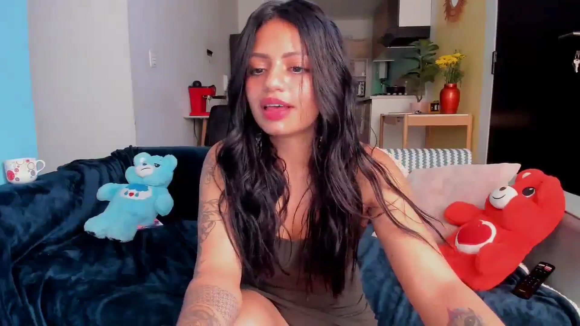Gallery image thumbnail from SarishaLove's myfreecams stream on, 03/09/2024, 15:36 image 17 of 20