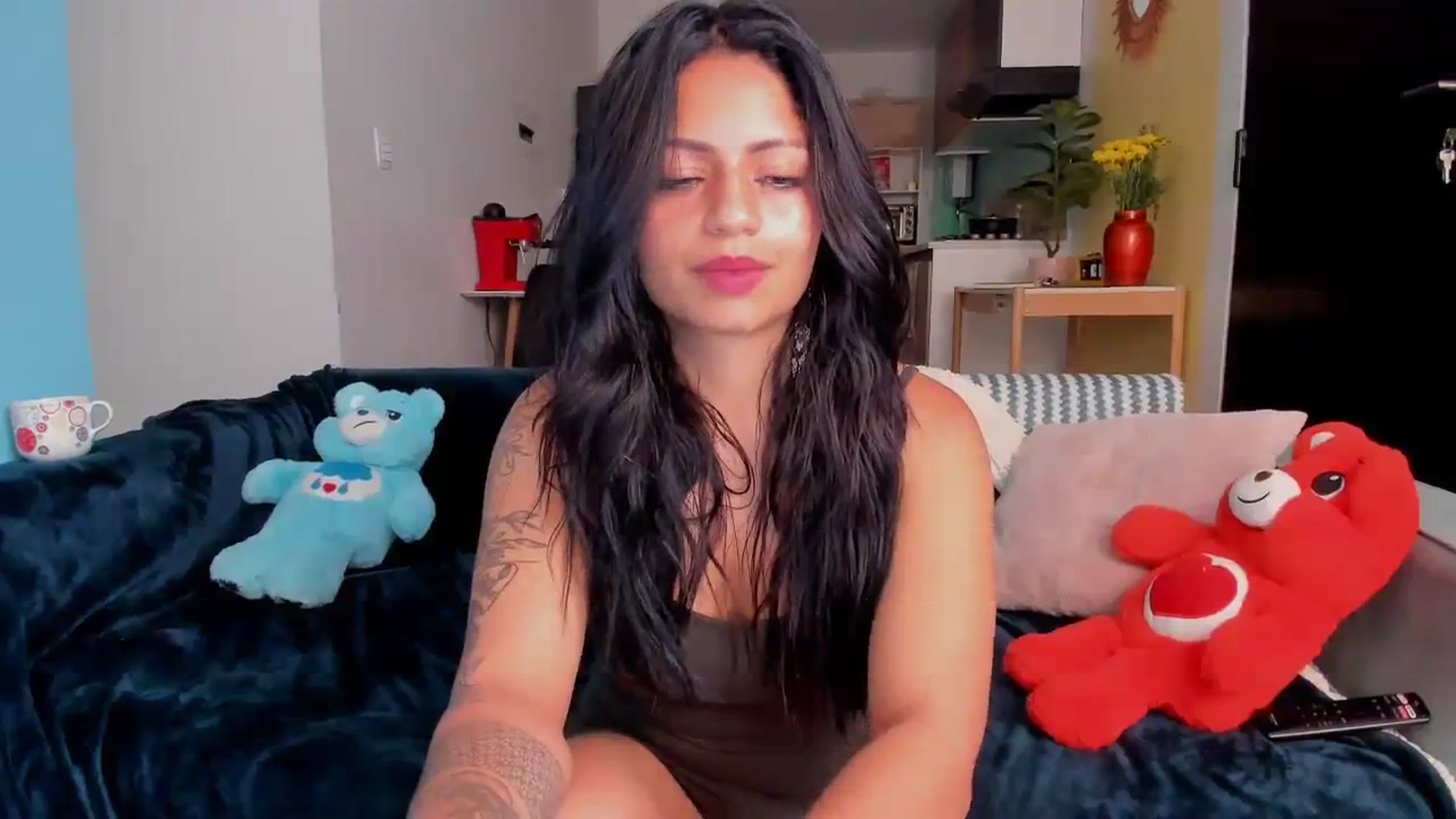Gallery image thumbnail from SarishaLove's myfreecams stream on, 03/09/2024, 15:36 image 20 of 20