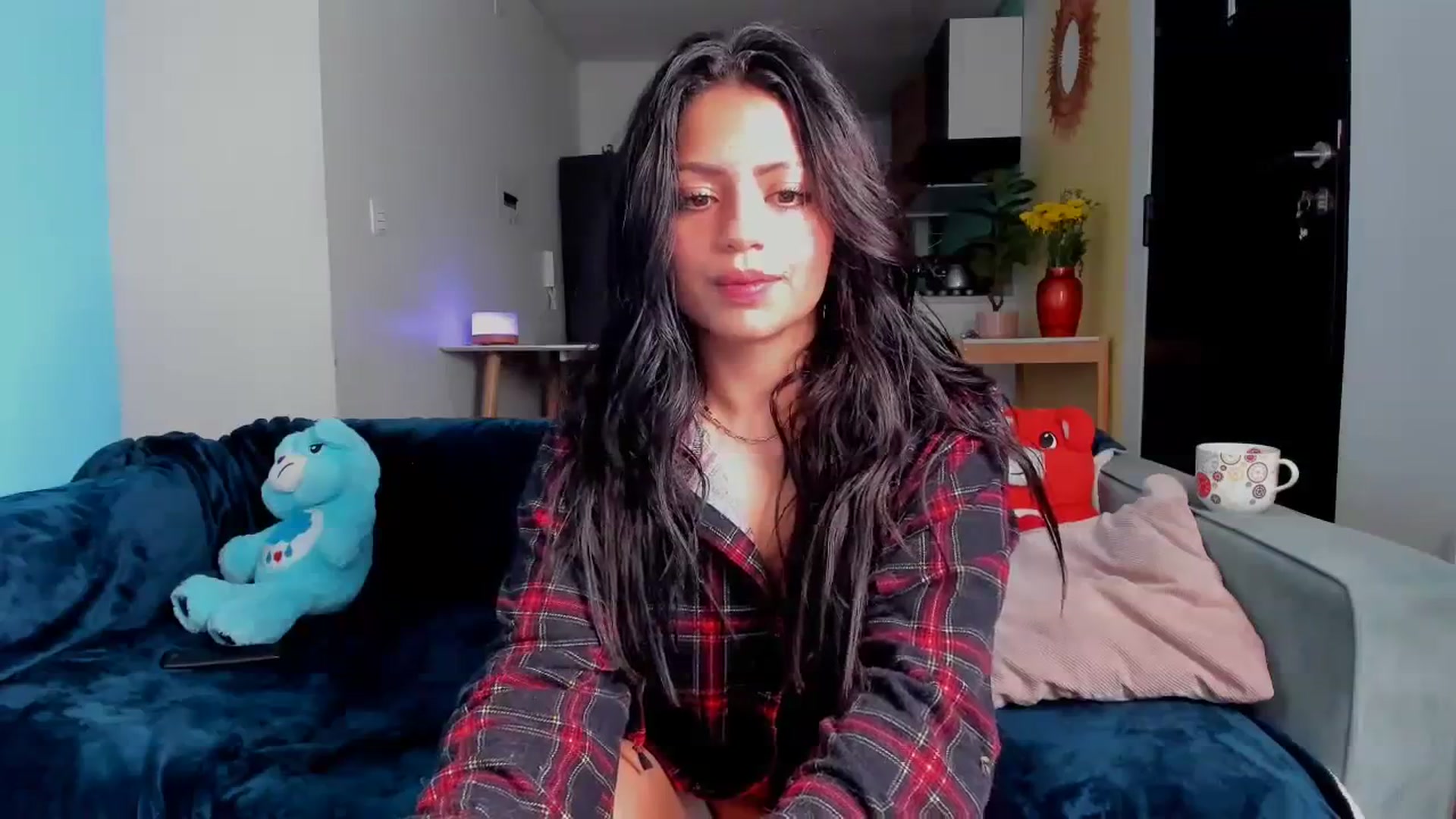 Gallery image thumbnail from SarishaLove's myfreecams stream on, 03/10/2024, 12:47 image 5 of 20
