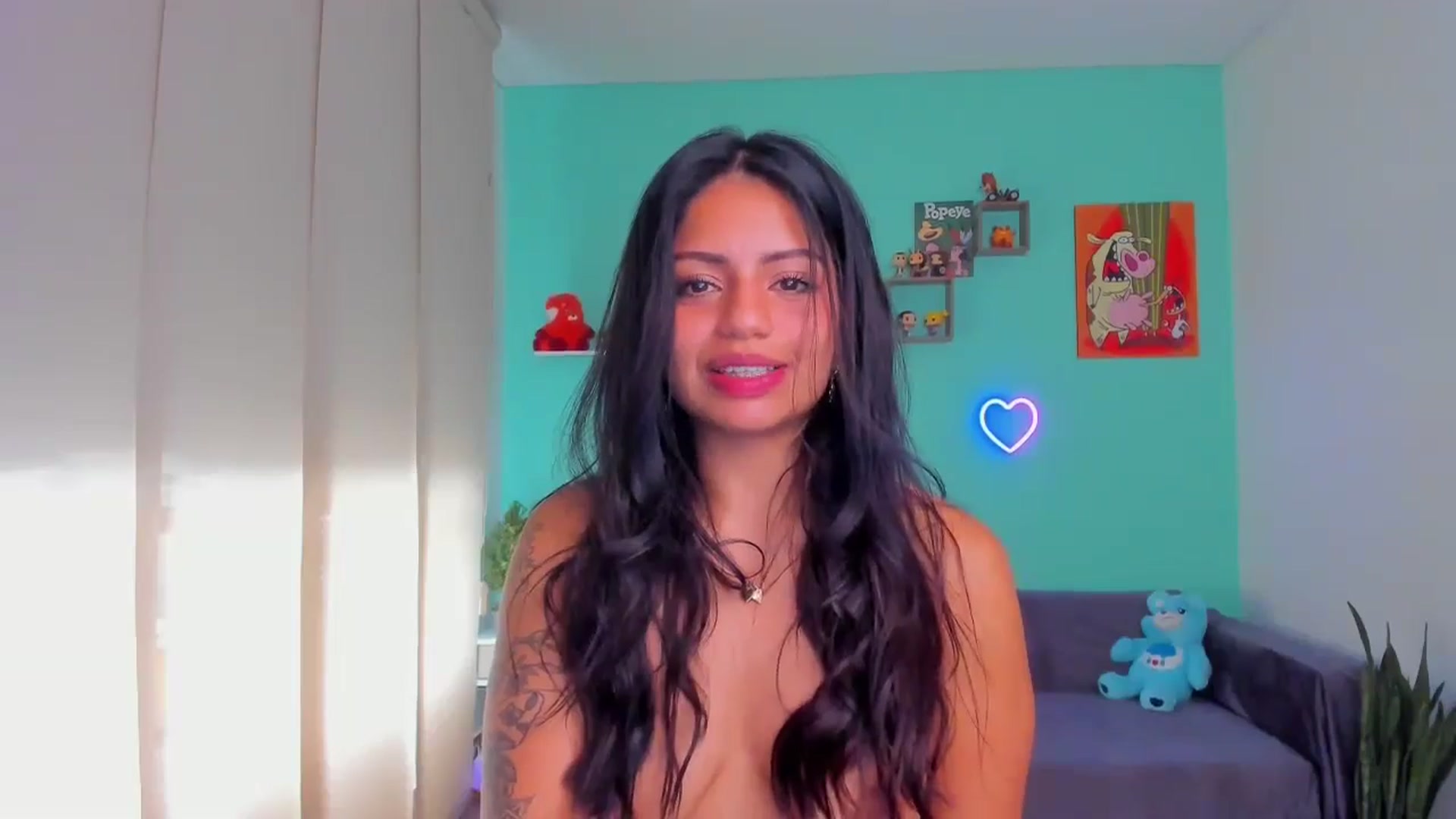 Gallery image thumbnail from SarishaLove's myfreecams stream on, 05/29/2024, 13:30 image 12 of 20
