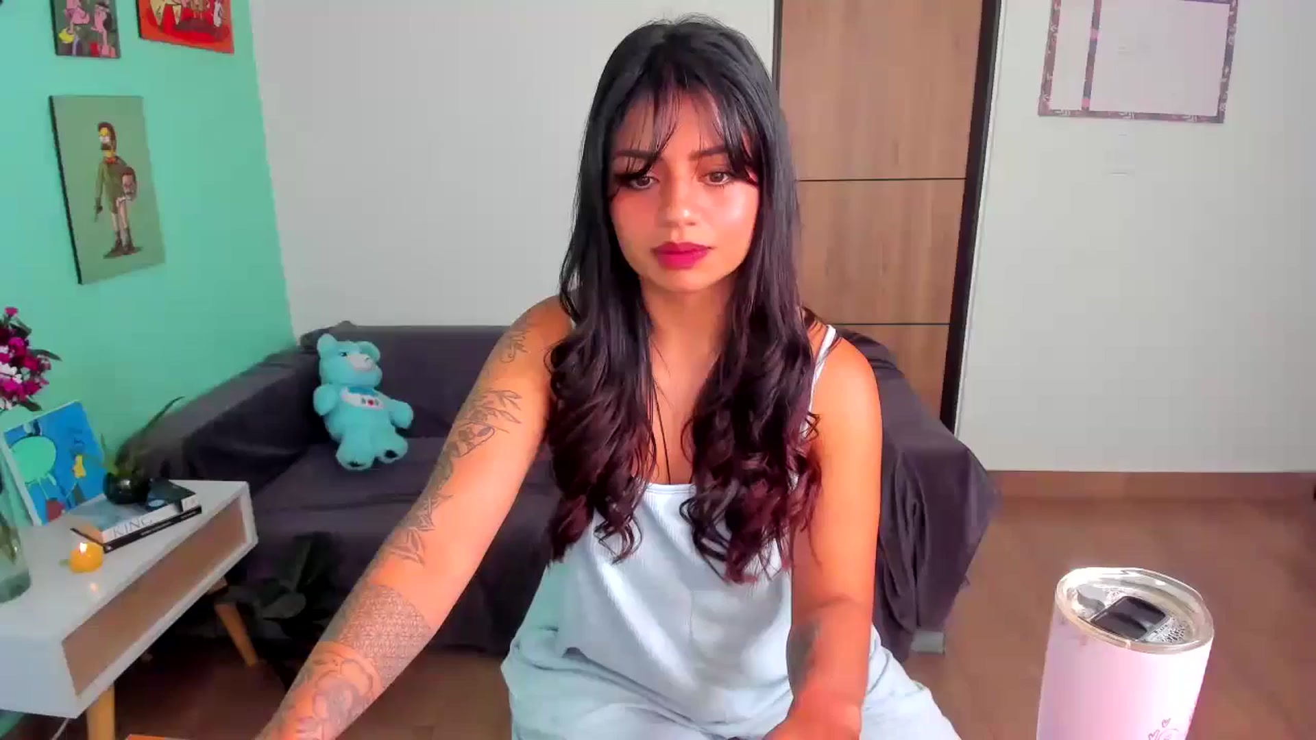 Gallery image thumbnail from SarishaLove's myfreecams stream on, 11/15/2024, 13:17 image 14 of 20