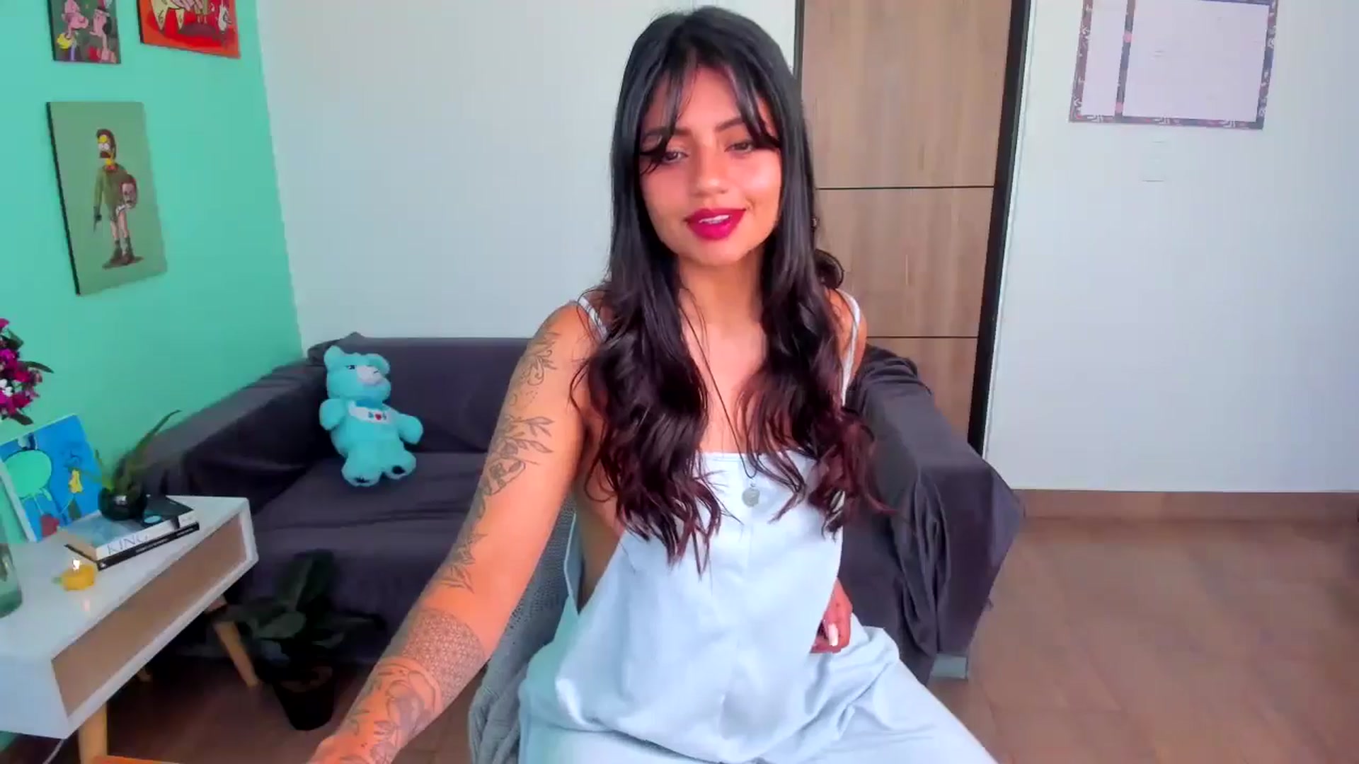 Gallery image thumbnail from SarishaLove's myfreecams stream on, 11/15/2024, 14:08 image 11 of 20