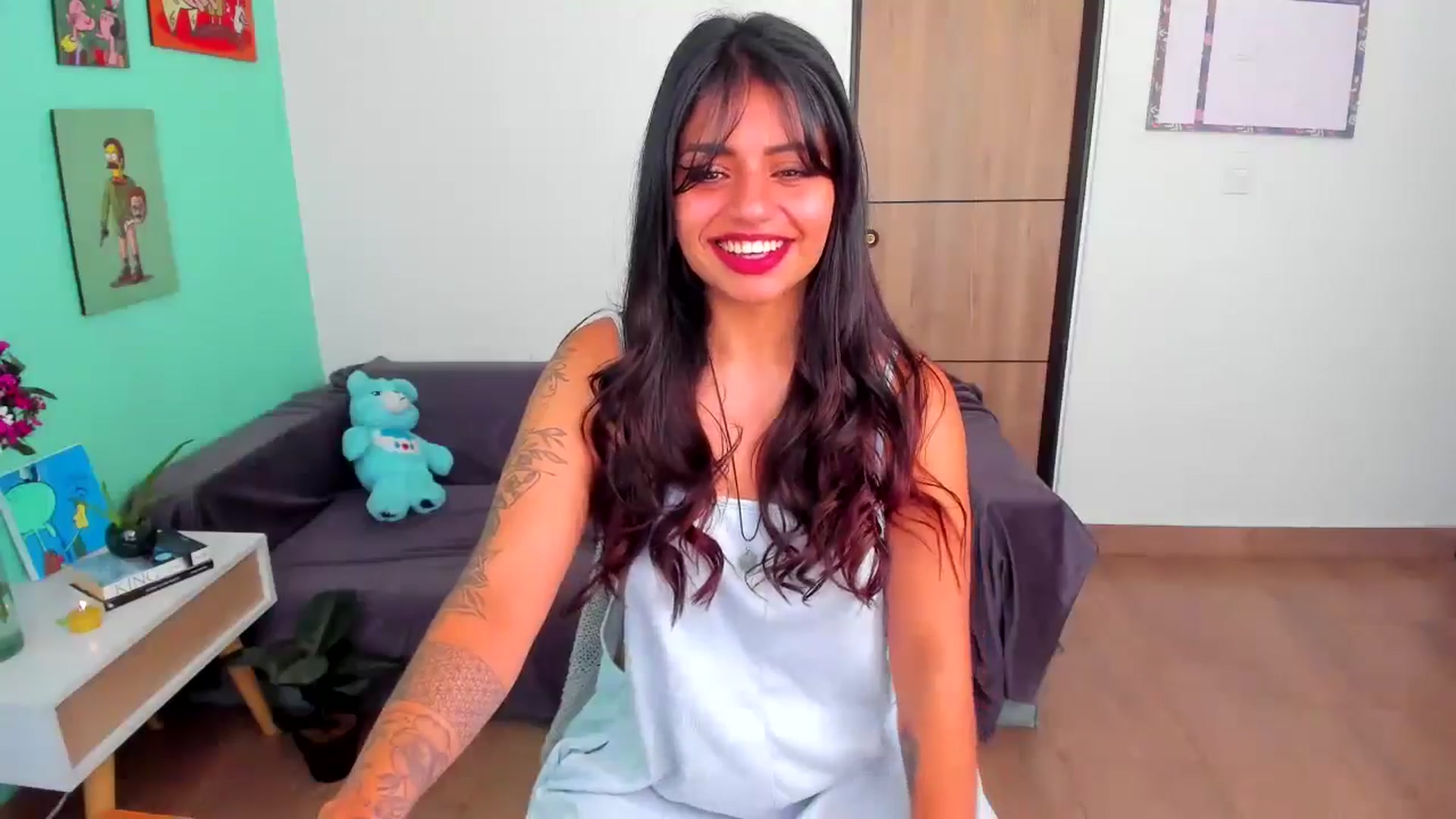 Gallery image thumbnail from SarishaLove's myfreecams stream on, 11/15/2024, 14:08 image 18 of 20
