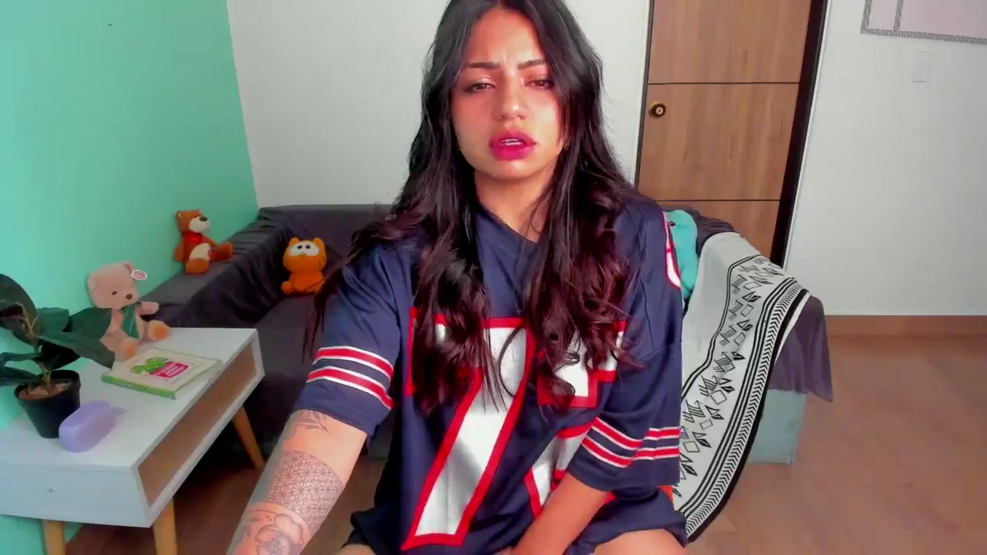 Gallery image thumbnail from SarishaLove's myfreecams stream on, 02/10/2025, 12:20 image 5 of 20
