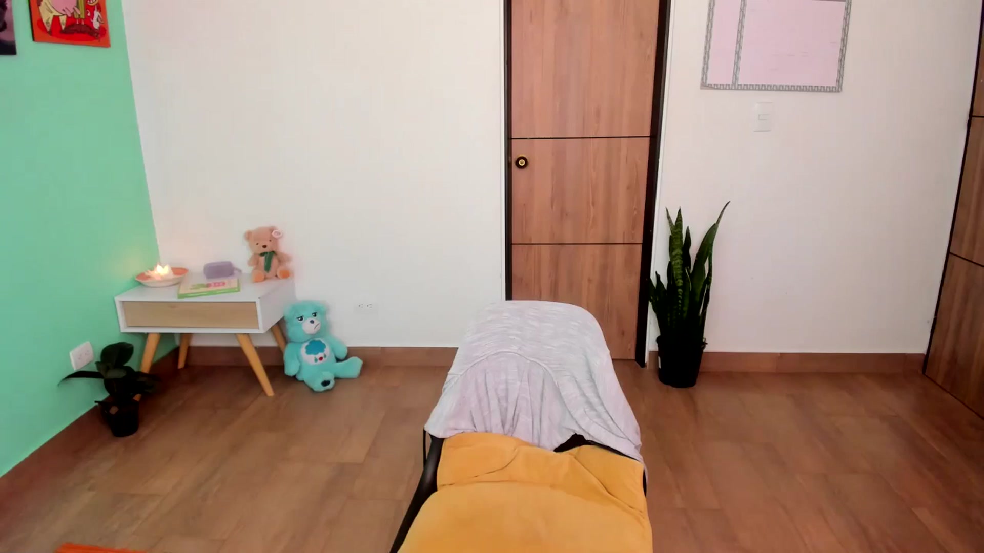 Gallery image thumbnail from SarishaLove's myfreecams stream on, 03/02/2025, 13:39 image 17 of 20