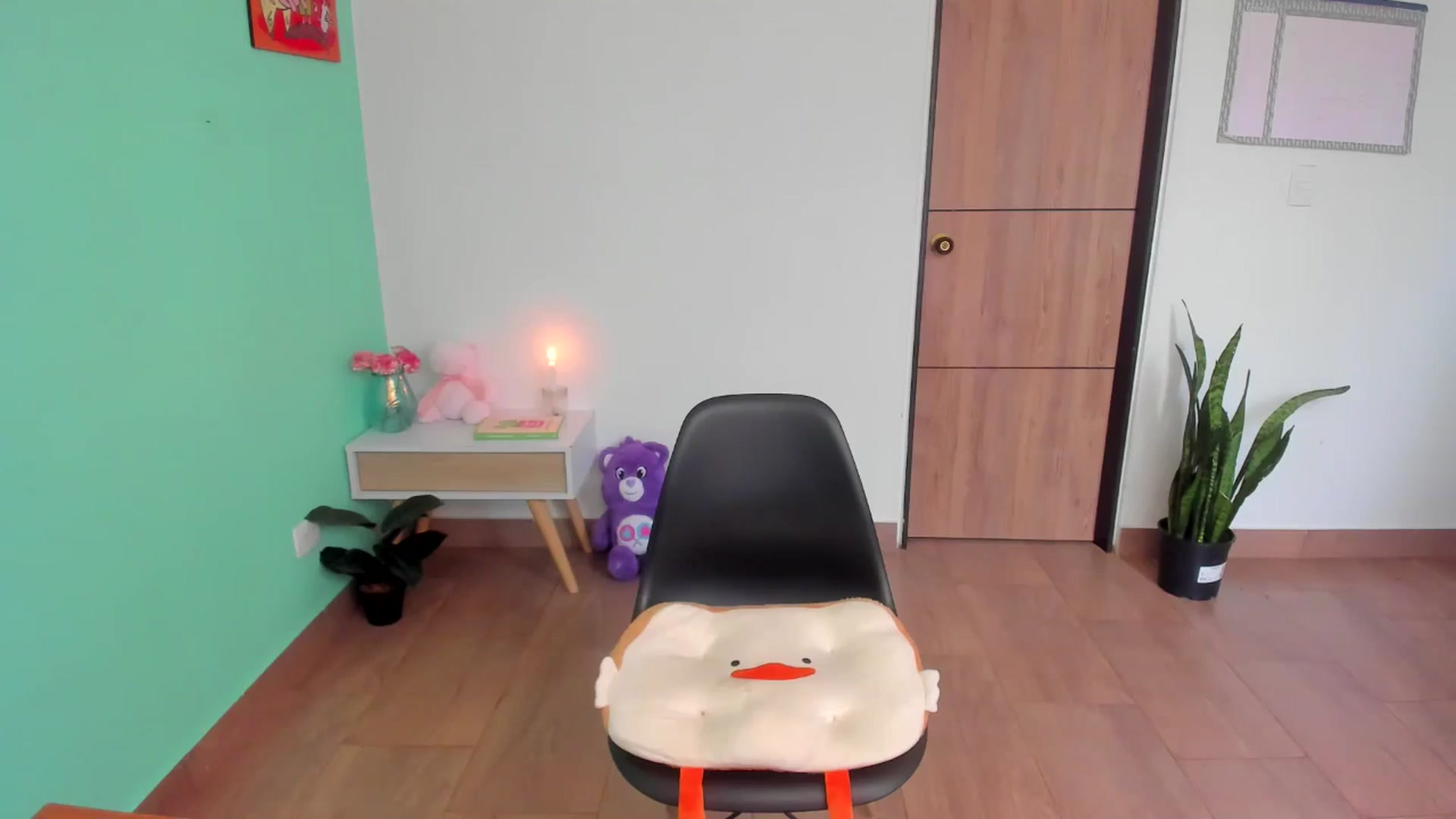 Gallery image thumbnail from SarishaLove's myfreecams stream on, 04/06/2025, 11:59 image 20 of 20