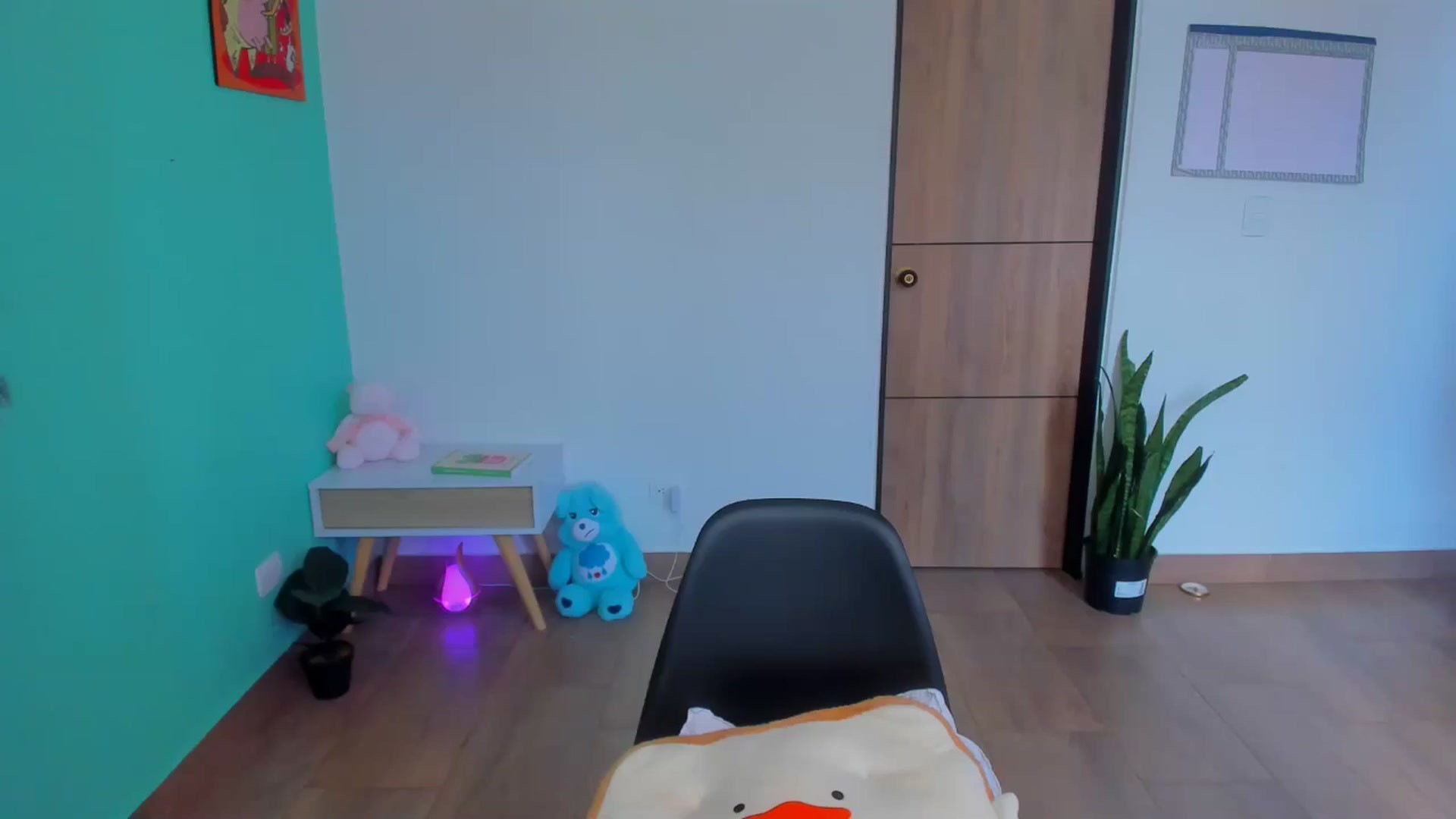 Gallery image thumbnail from SarishaLove's myfreecams stream on, 04/16/2025, 15:30 image 18 of 20