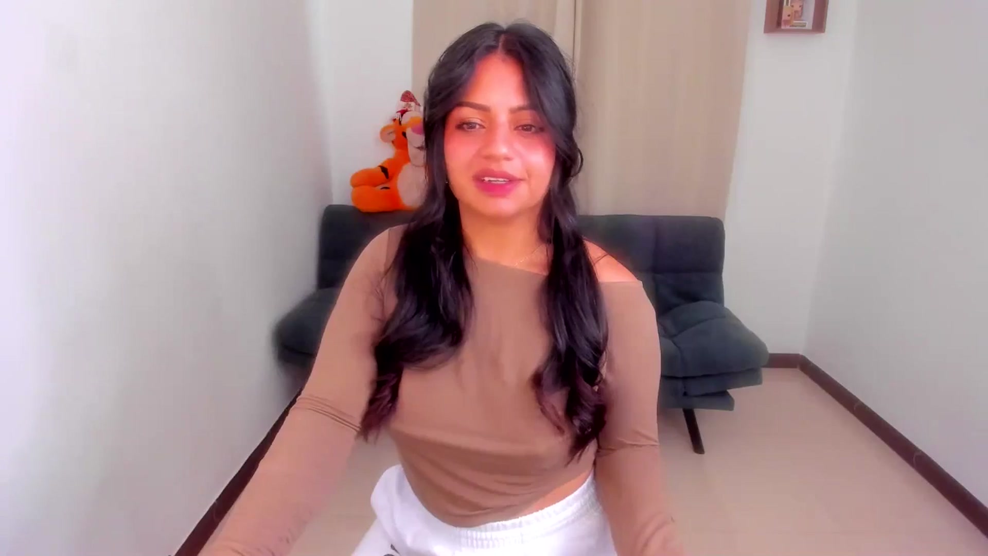 Gallery image thumbnail from SarishaLove's myfreecams stream on, 12/30/2025, 14:40 image 12 of 20