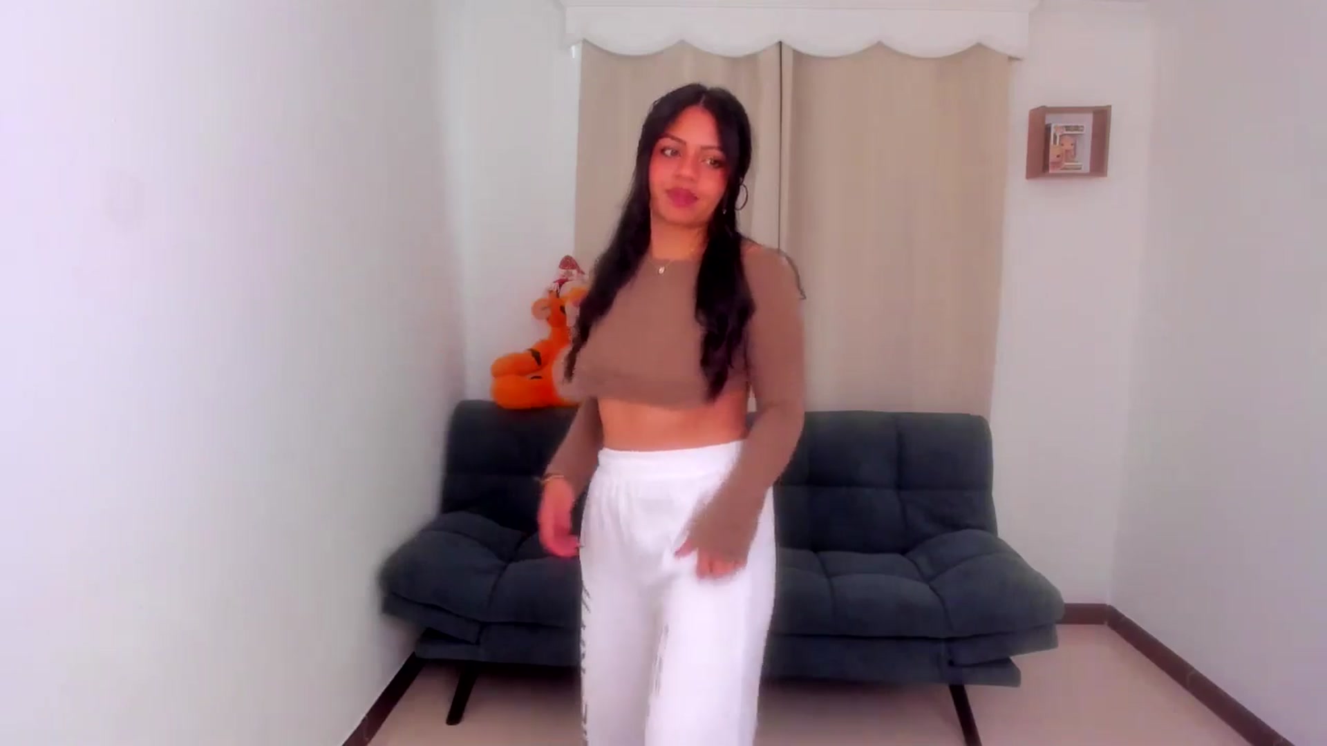 Gallery image thumbnail from SarishaLove's myfreecams stream on, 12/30/2025, 14:40 image 11 of 20