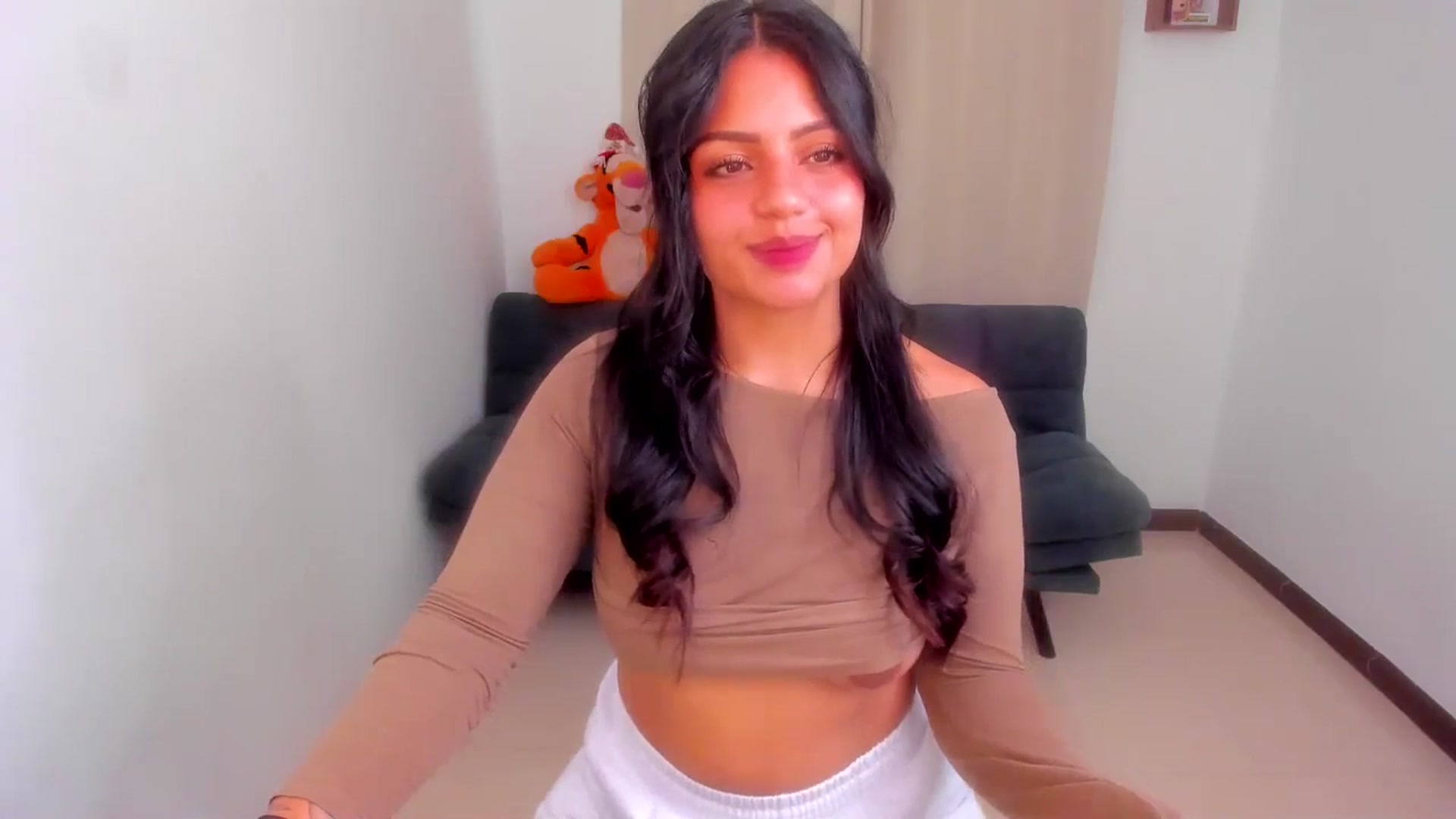 Gallery image thumbnail from SarishaLove's myfreecams stream on, 12/30/2025, 14:40 image 9 of 20