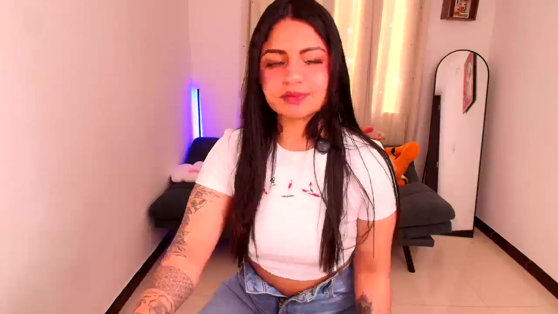 Gallery image thumbnail from SarishaLove's myfreecams stream on, 02/23/2026, 17:55 image 19 of 20