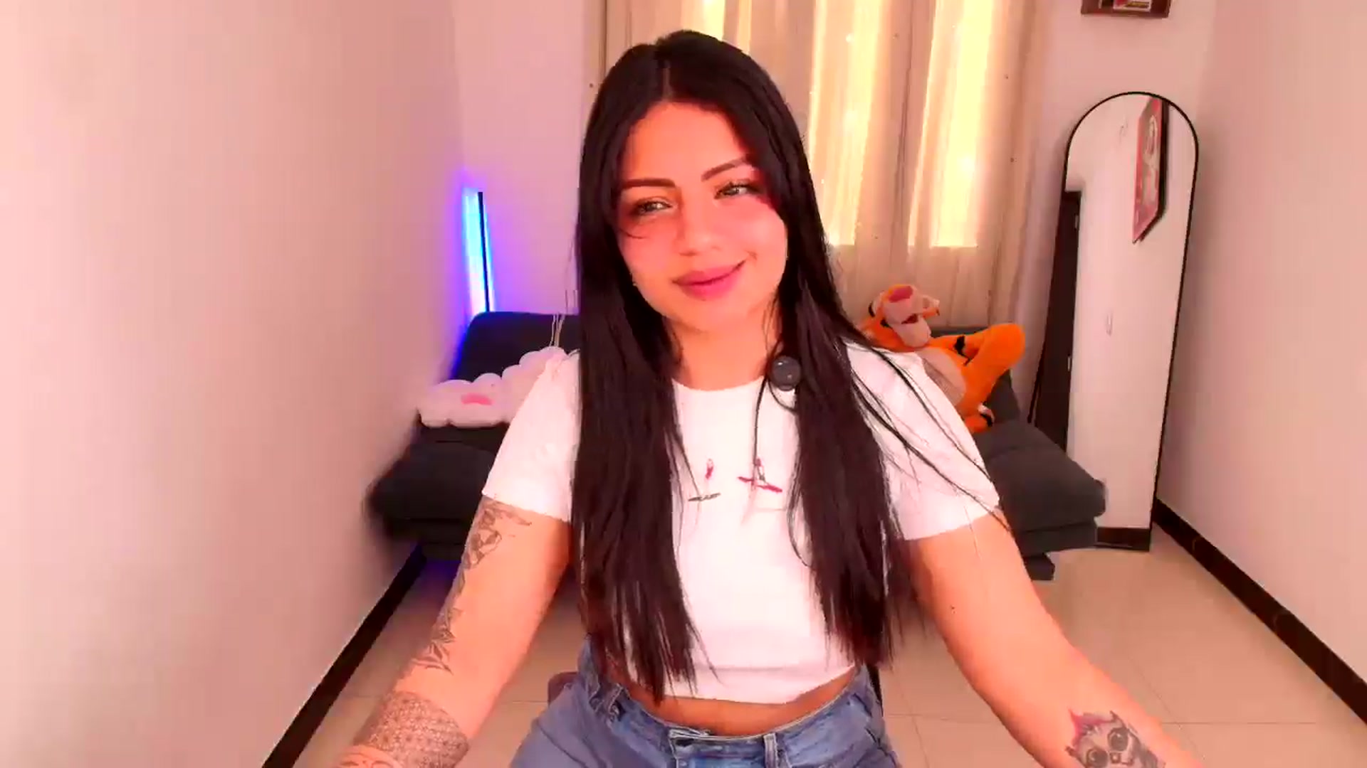 Gallery image thumbnail from SarishaLove's myfreecams stream on, 02/23/2026, 18:27 image 5 of 20