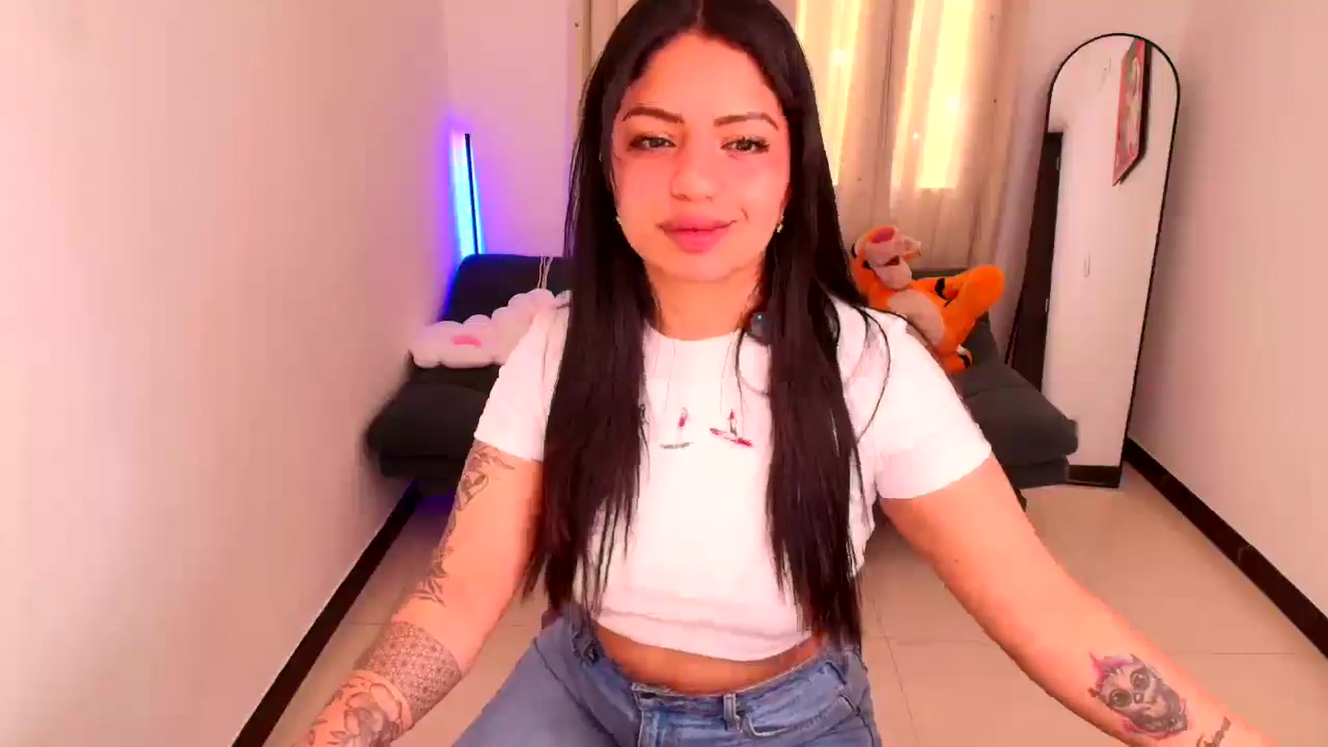Gallery image thumbnail from SarishaLove's myfreecams stream on, 02/23/2026, 18:27 image 9 of 20