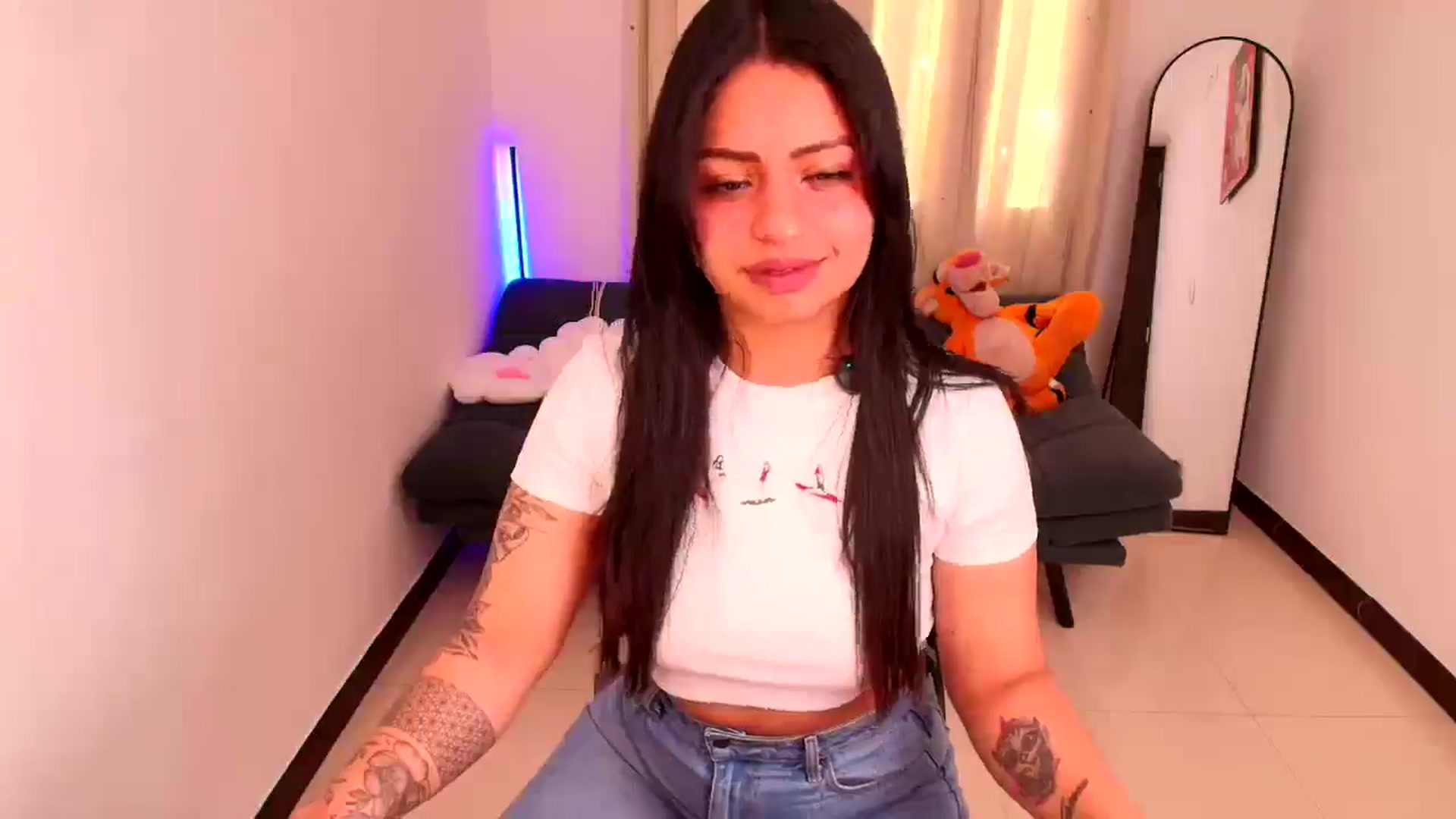 Gallery image thumbnail from SarishaLove's myfreecams stream on, 02/23/2026, 18:27 image 13 of 20
