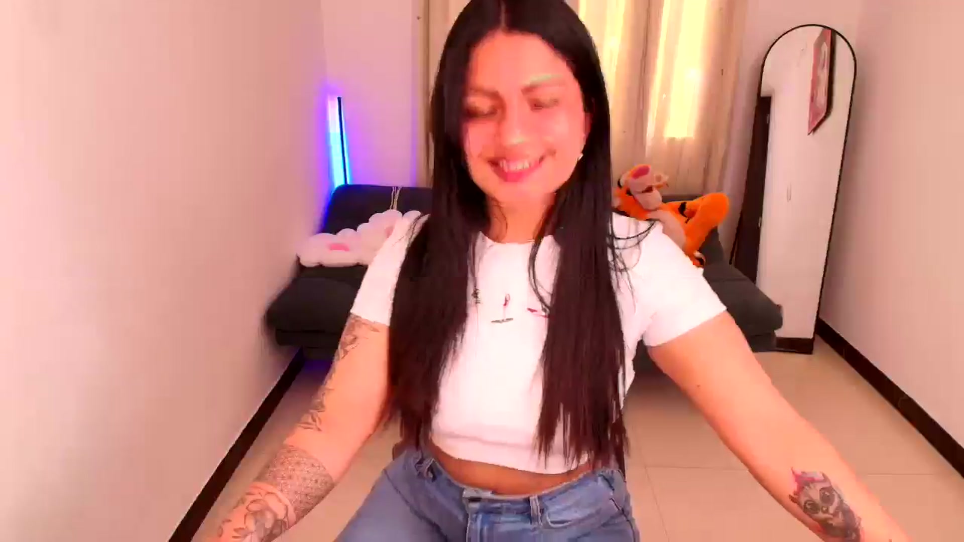Gallery image thumbnail from SarishaLove's myfreecams stream on, 02/23/2026, 18:27 image 17 of 20