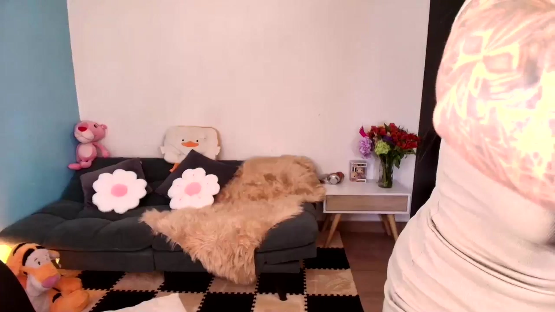 Gallery image thumbnail from SarishaLove's myfreecams stream on, 03/17/2026, 12:04 image 5 of 20