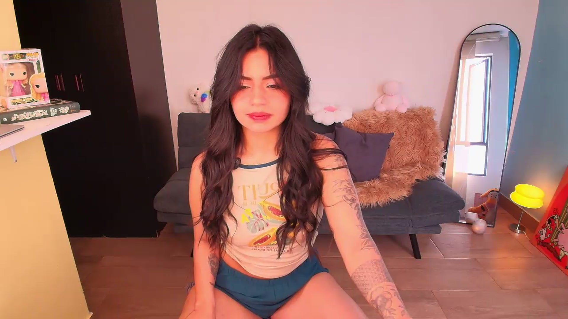Gallery image thumbnail from SarishaLove's myfreecams stream on, 08/31/2026, 12:29 image 15 of 20