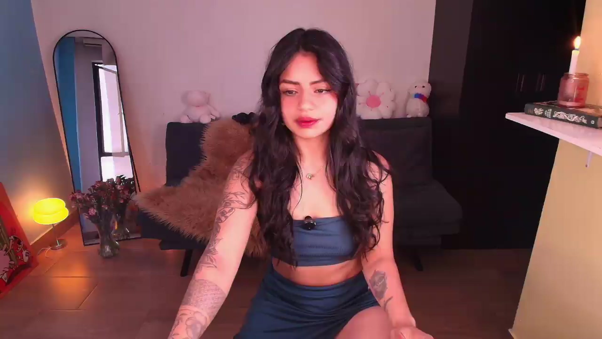 Gallery image thumbnail from SarishaLove's myfreecams stream on, 09/14/2026, 11:16 image 19 of 20