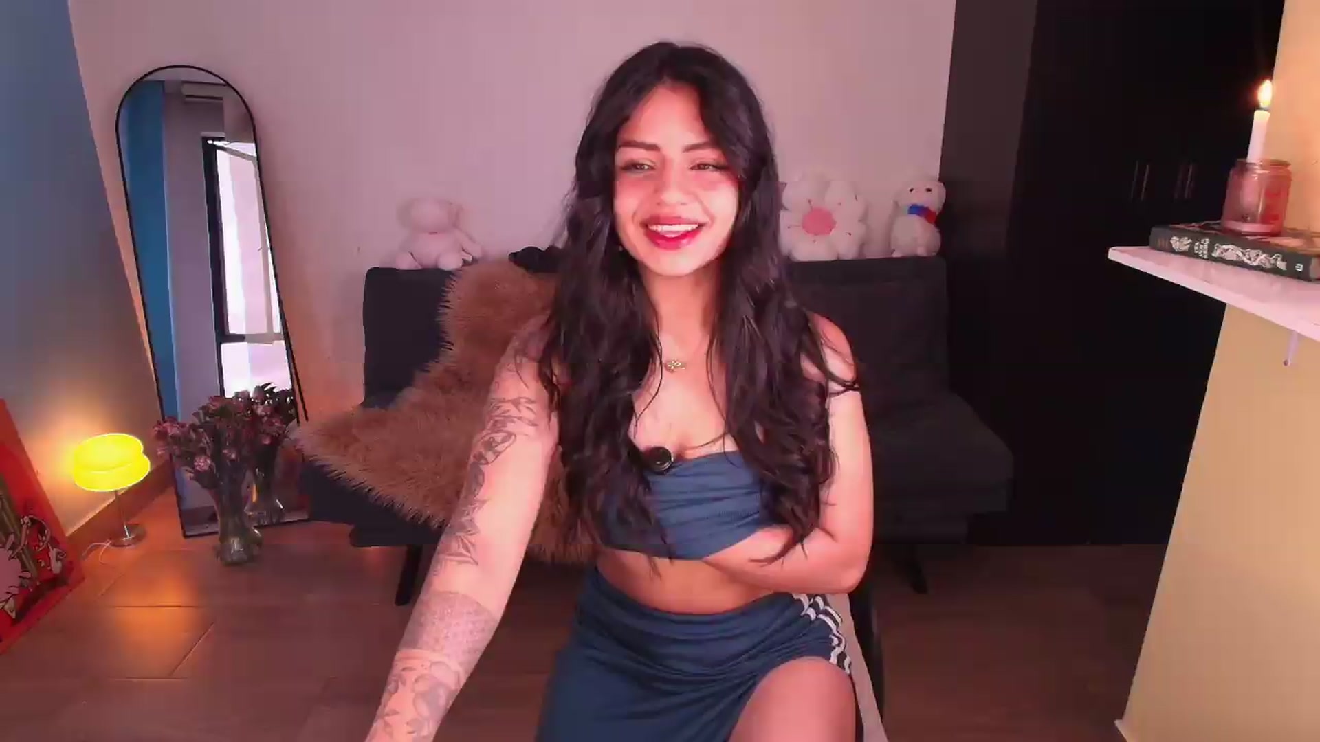 Gallery image thumbnail from SarishaLove's myfreecams stream on, 09/14/2026, 11:16 image 20 of 20