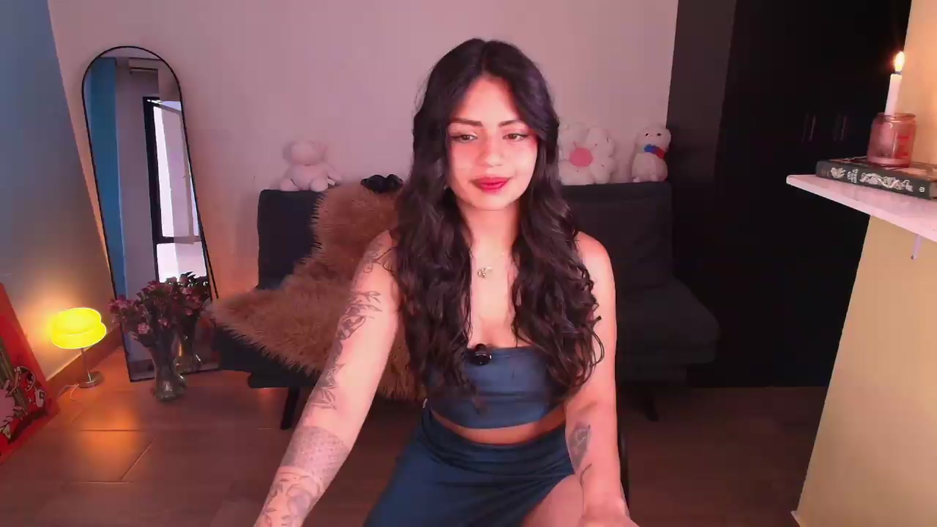 Gallery image thumbnail from SarishaLove's myfreecams stream on, 09/14/2026, 11:16 image 7 of 20