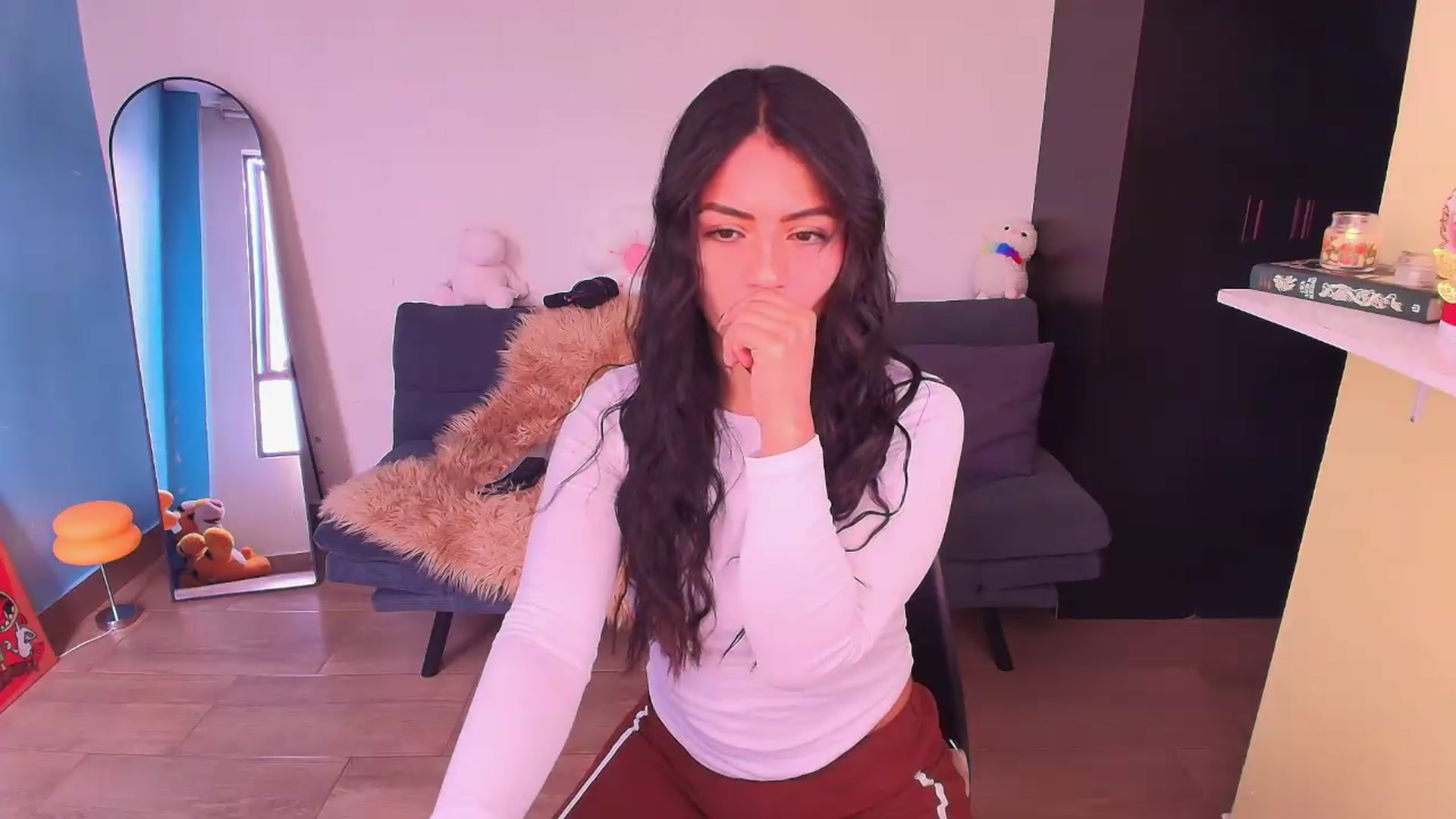 Gallery image thumbnail from SarishaLove's myfreecams stream on, 09/17/2026, 13:49 image 12 of 20