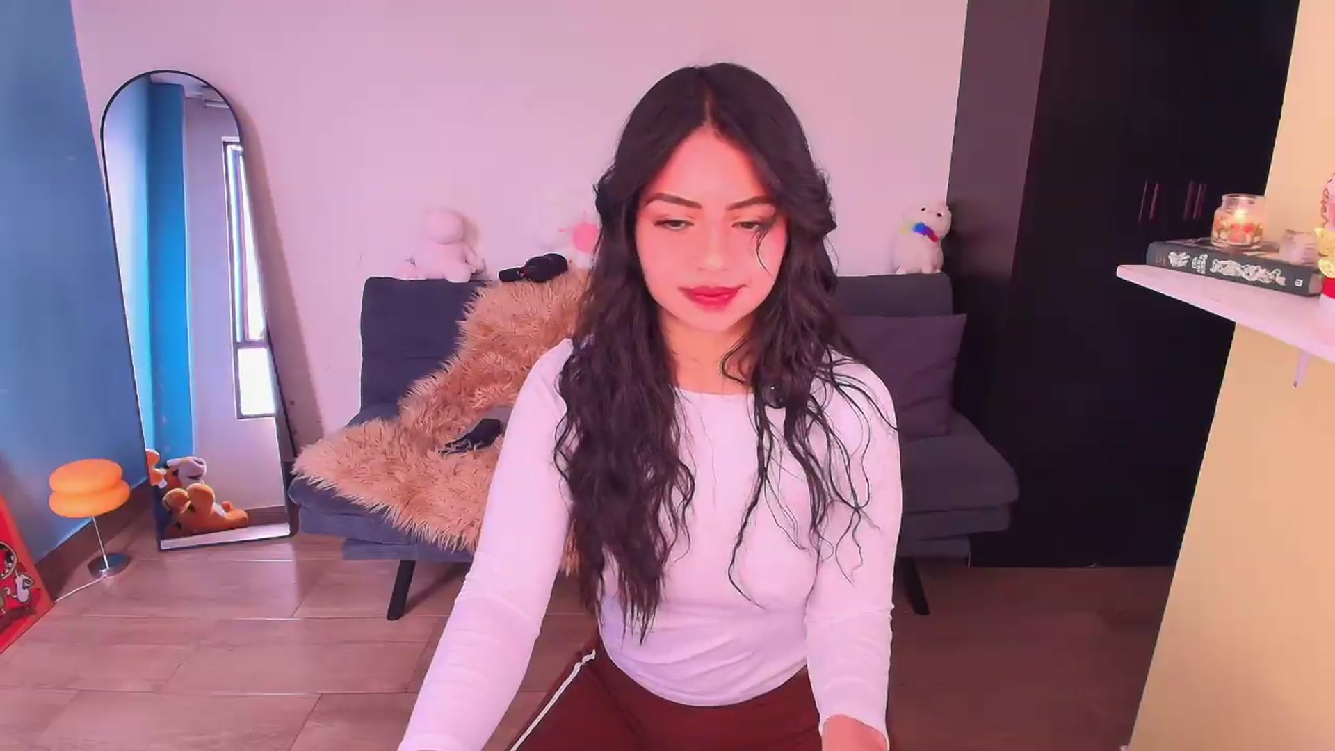 Gallery image thumbnail from SarishaLove's myfreecams stream on, 09/17/2026, 13:49 image 3 of 20