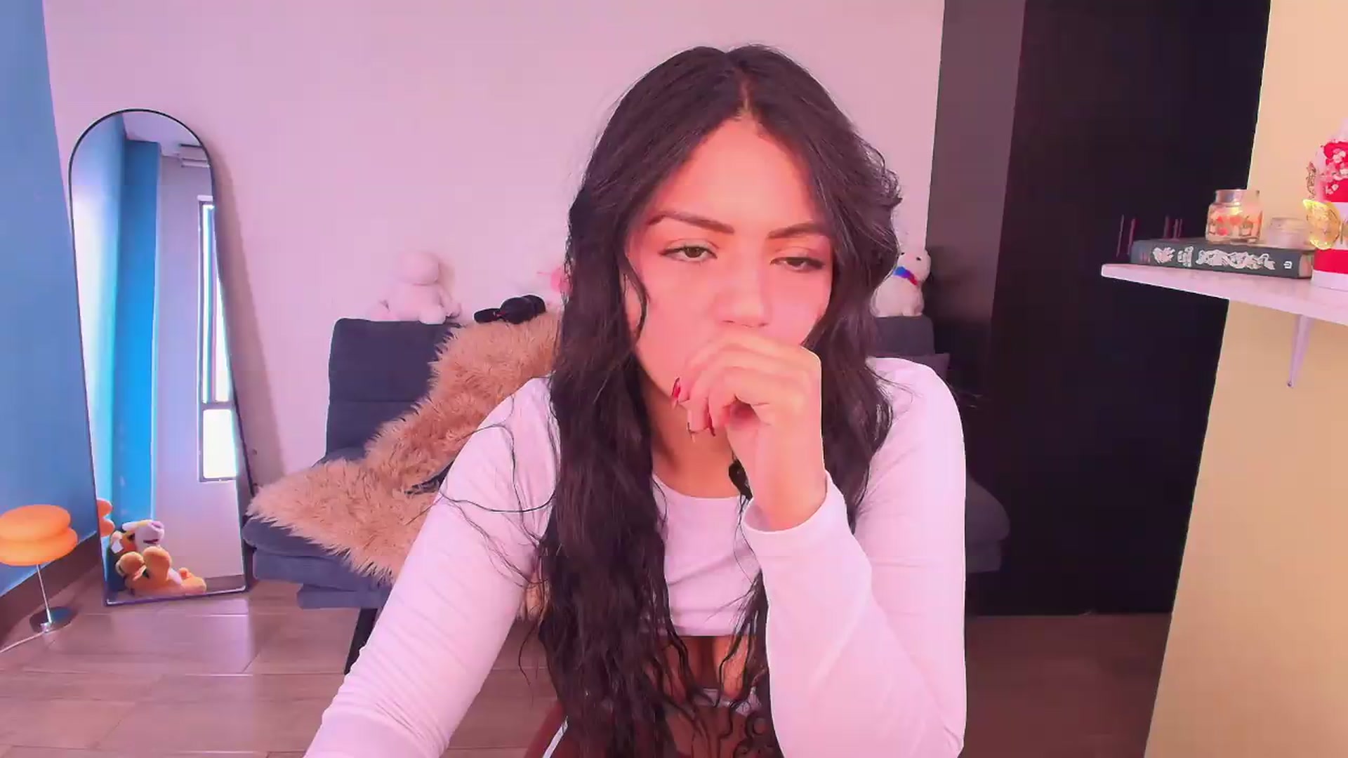 Gallery image thumbnail from SarishaLove's myfreecams stream on, 09/17/2026, 17:37 image 11 of 20