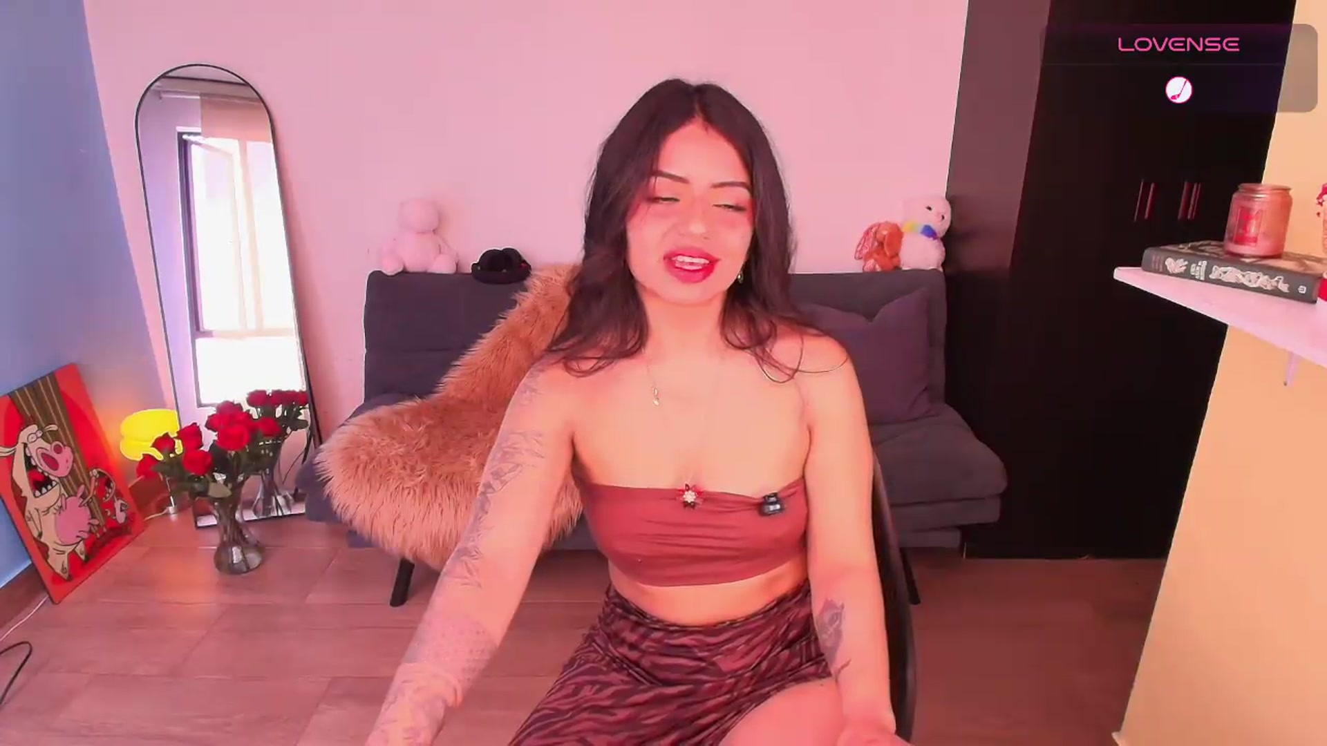 Gallery image thumbnail from SarishaLove's myfreecams stream on, 10/03/2026, 14:30 image 20 of 20
