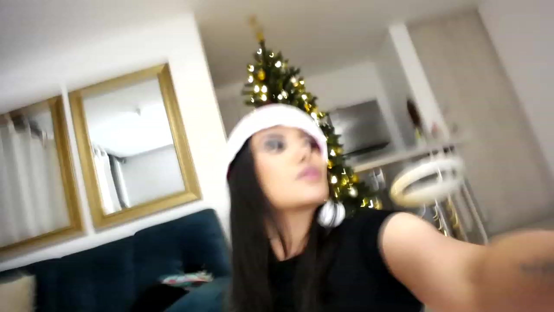 Gallery image thumbnail from Sarita_swtt's myfreecams stream on, 12/26/2022, 01:26 image 7 of 20