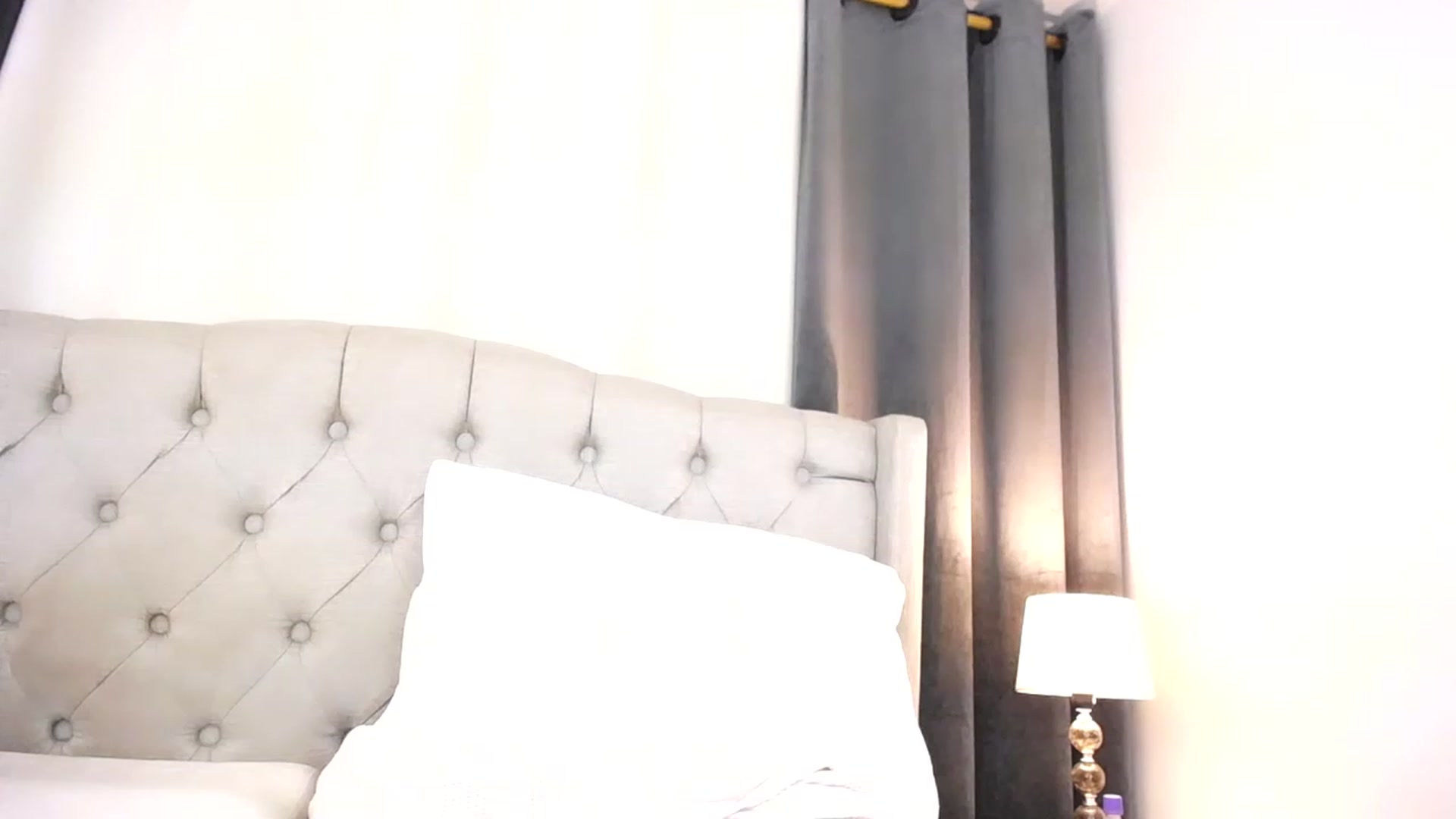 Gallery image thumbnail from Sarita_swtt's myfreecams stream on, 04/21/2023, 02:42 image 6 of 20