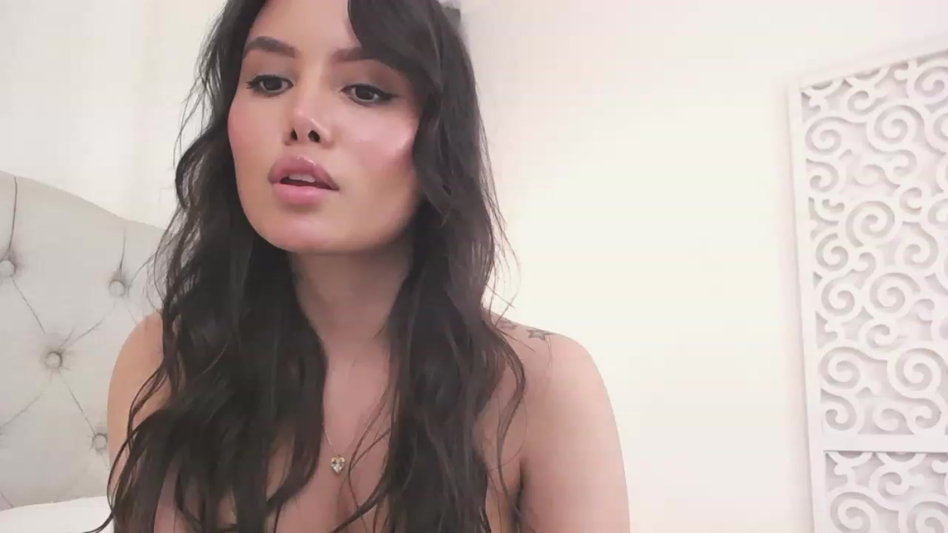 Gallery image thumbnail from Sarita_swtt's myfreecams stream on, 06/28/2023, 02:22 image 13 of 20