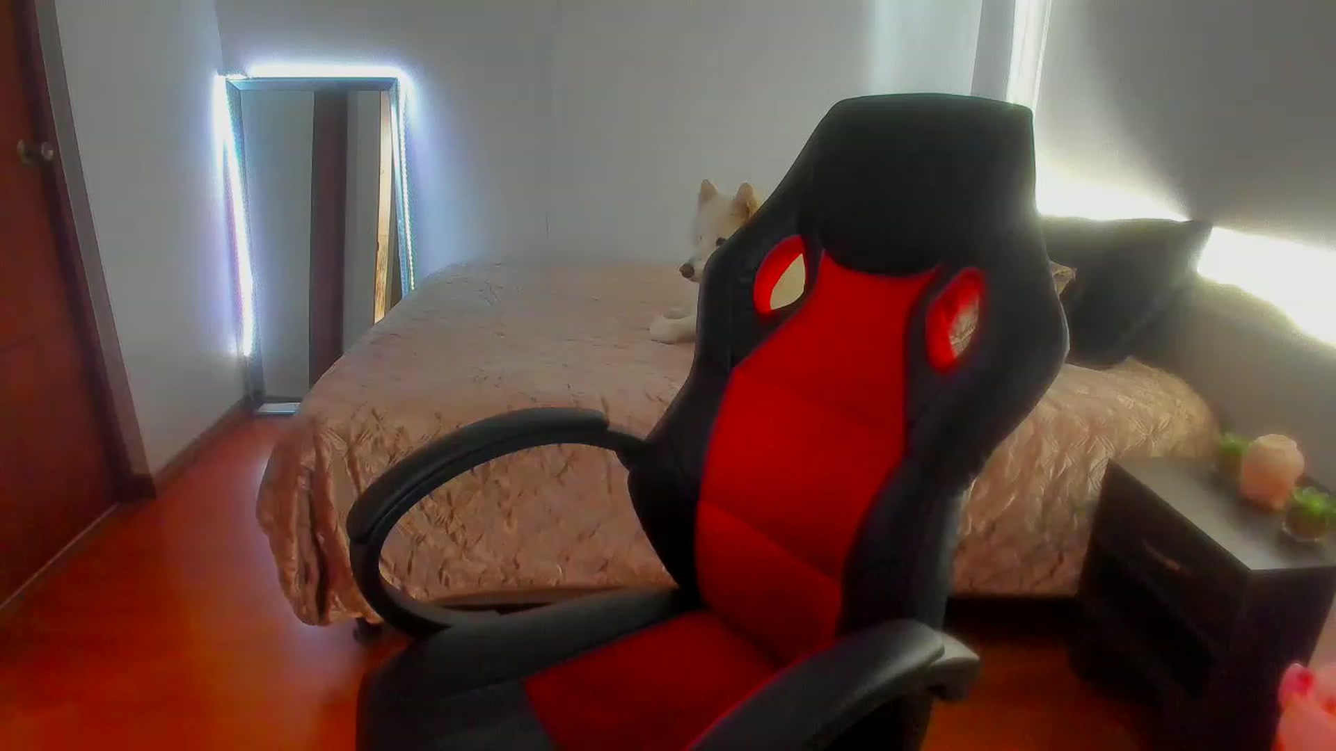 Gallery image thumbnail from Saritaa__'s myfreecams stream on, 06/21/2023, 17:12 image 19 of 20