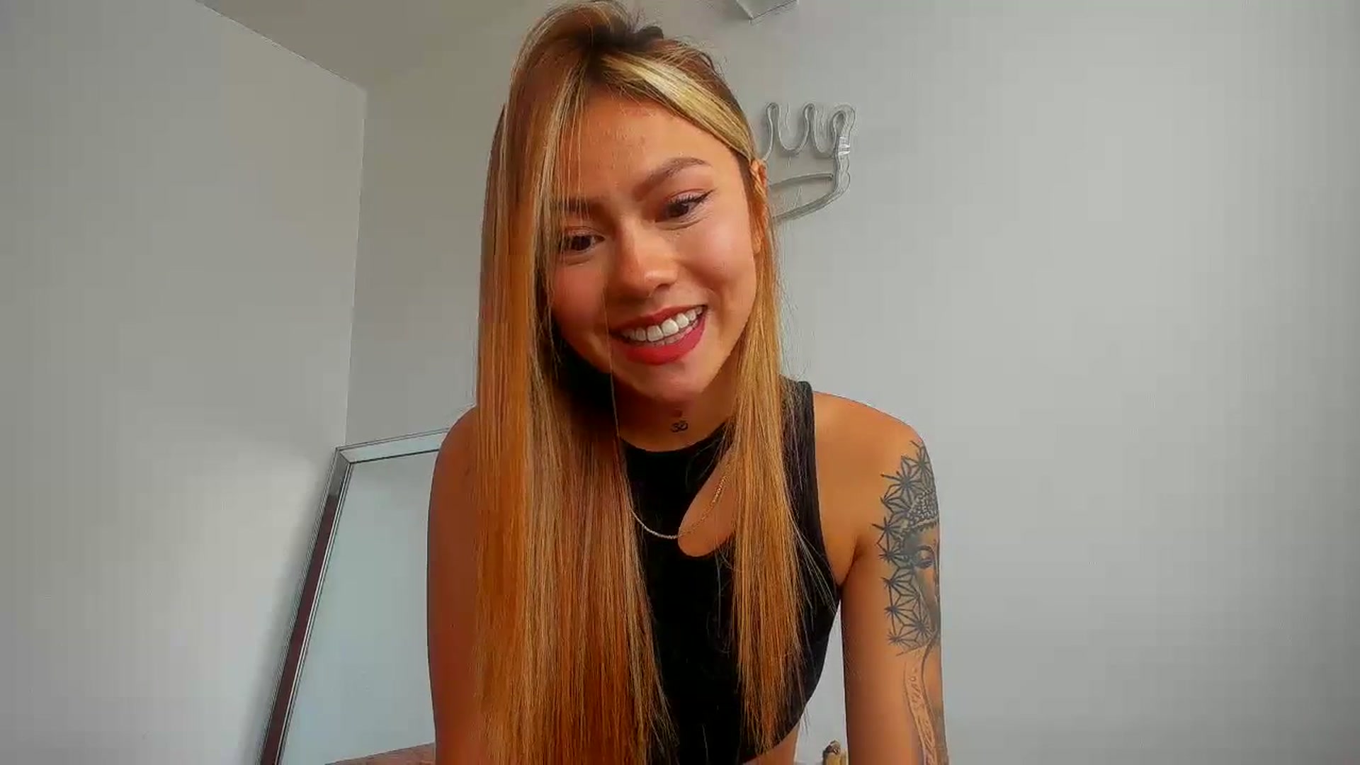 Gallery image thumbnail from Saritaa__'s myfreecams stream on, 07/04/2023, 16:38 image 19 of 20