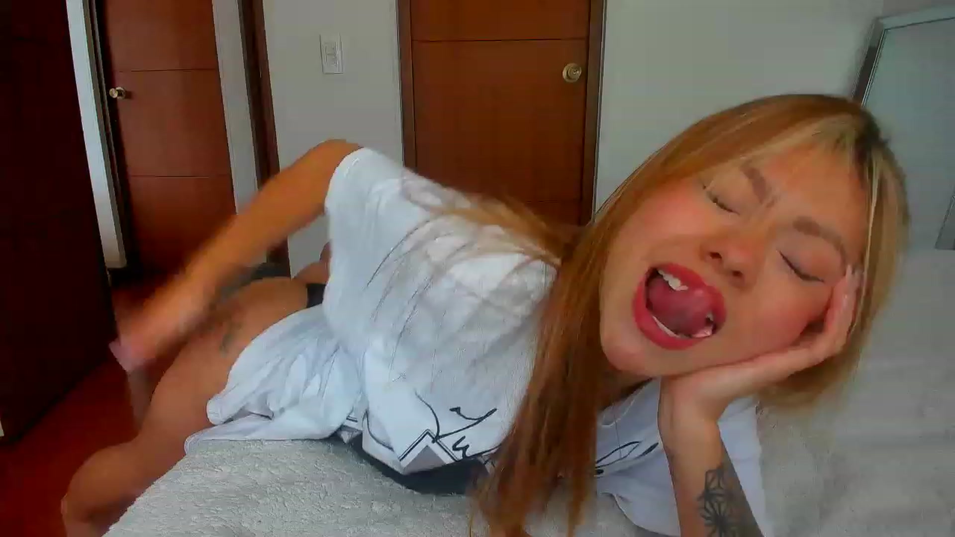 Gallery image thumbnail from Saritaa__'s myfreecams stream on, 07/14/2023, 15:54 image 10 of 20