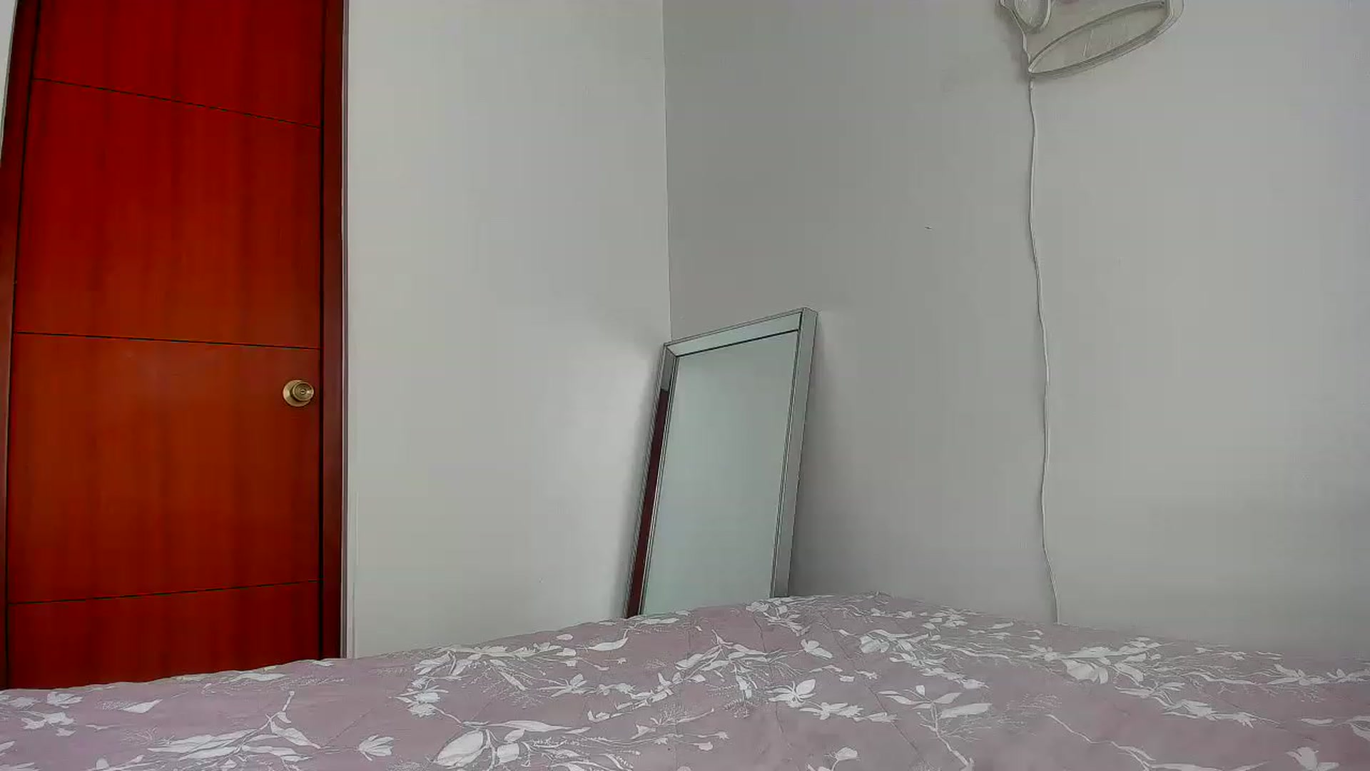 Gallery image thumbnail from Saritaa__'s myfreecams stream on, 07/17/2023, 17:03 image 14 of 20