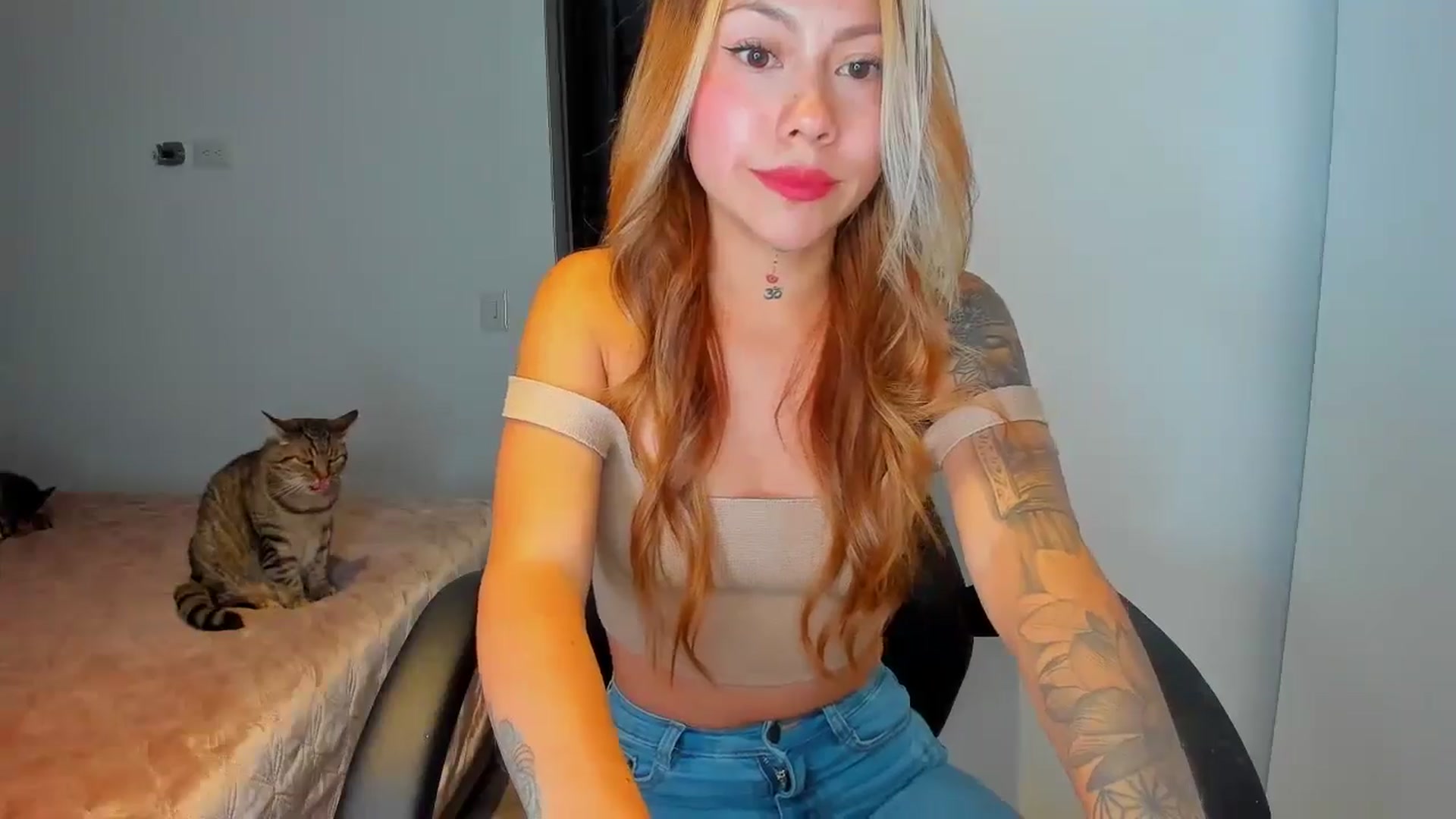 Gallery image thumbnail from Saritaa__'s myfreecams stream on, 07/25/2024, 24:29 image 16 of 20