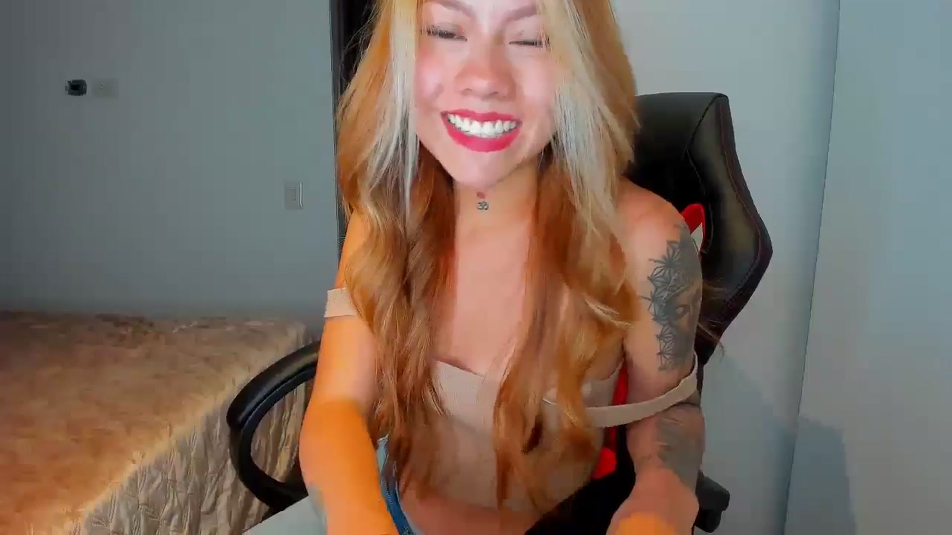 Gallery image thumbnail from Saritaa__'s myfreecams stream on, 07/25/2024, 01:04 image 6 of 20