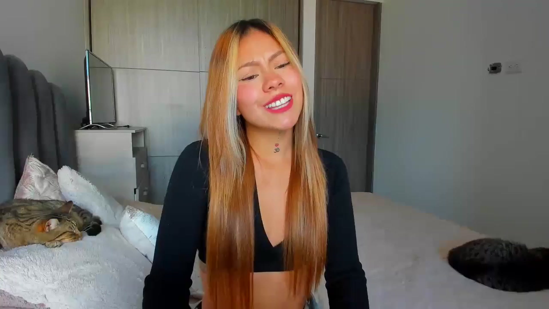 Gallery image thumbnail from Saritaa__'s myfreecams stream on, 07/30/2024, 22:09 image 9 of 20