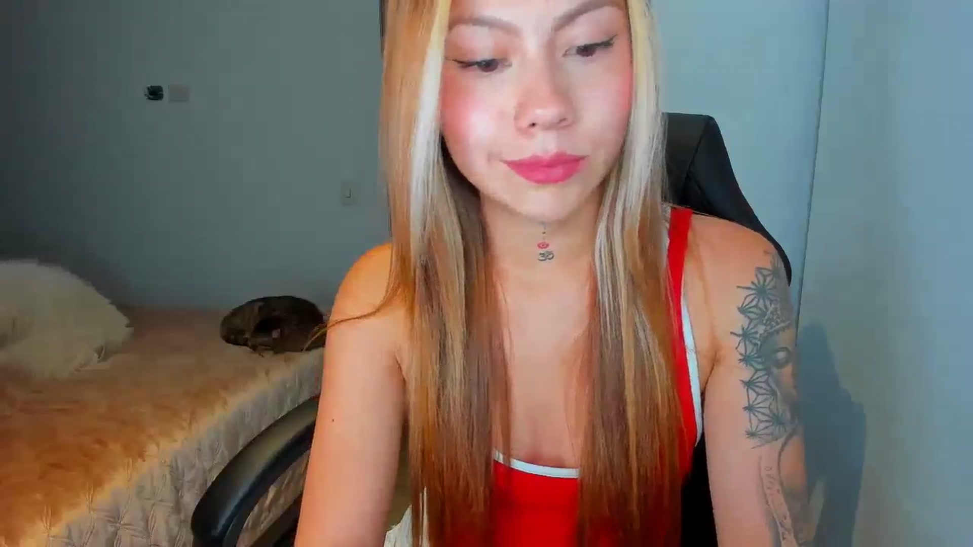 Gallery image thumbnail from Saritaa__'s myfreecams stream on, 08/09/2024, 02:03 image 2 of 20