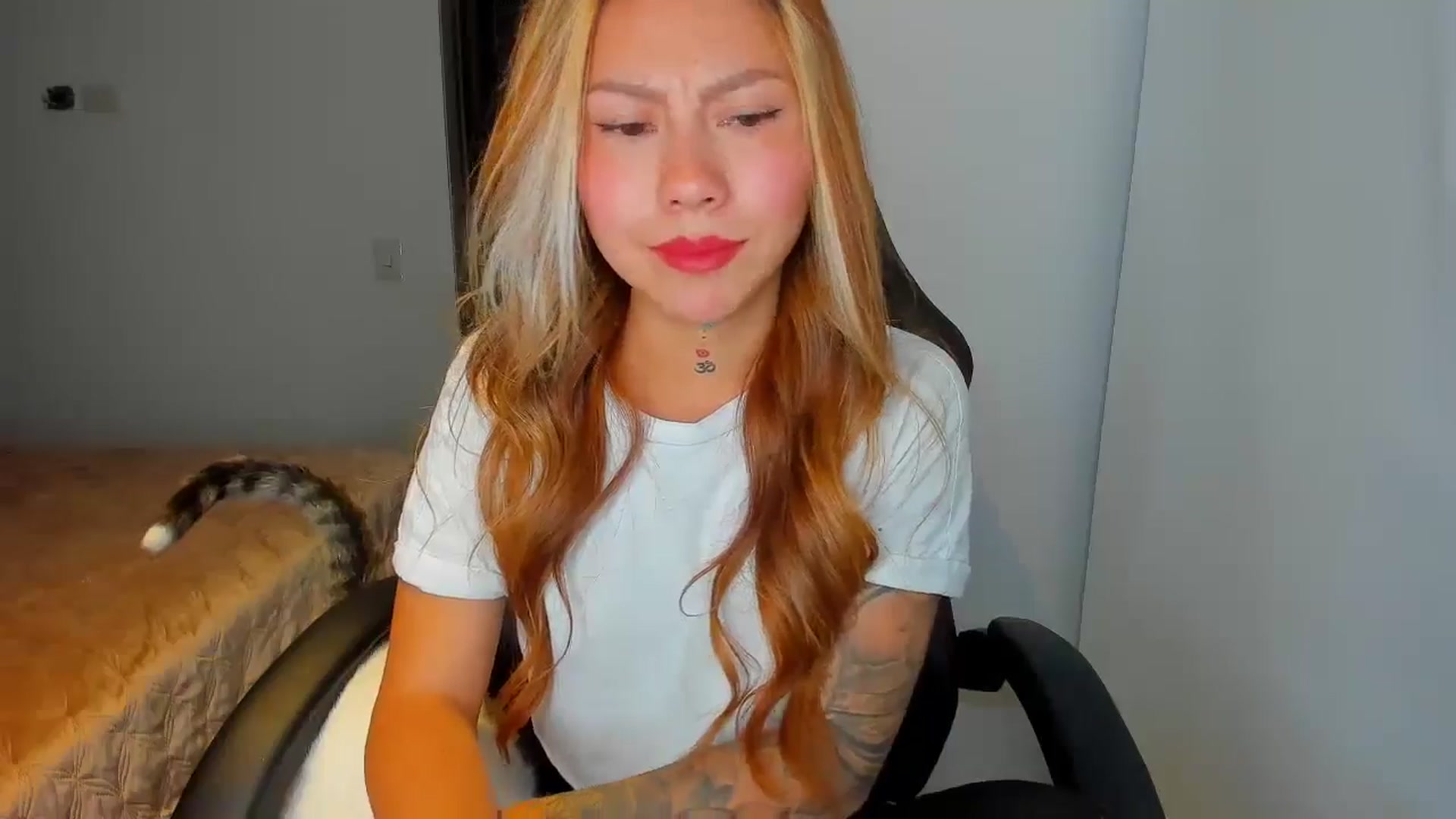Gallery image thumbnail from Saritaa__'s myfreecams stream on, 08/10/2024, 01:10 image 5 of 20