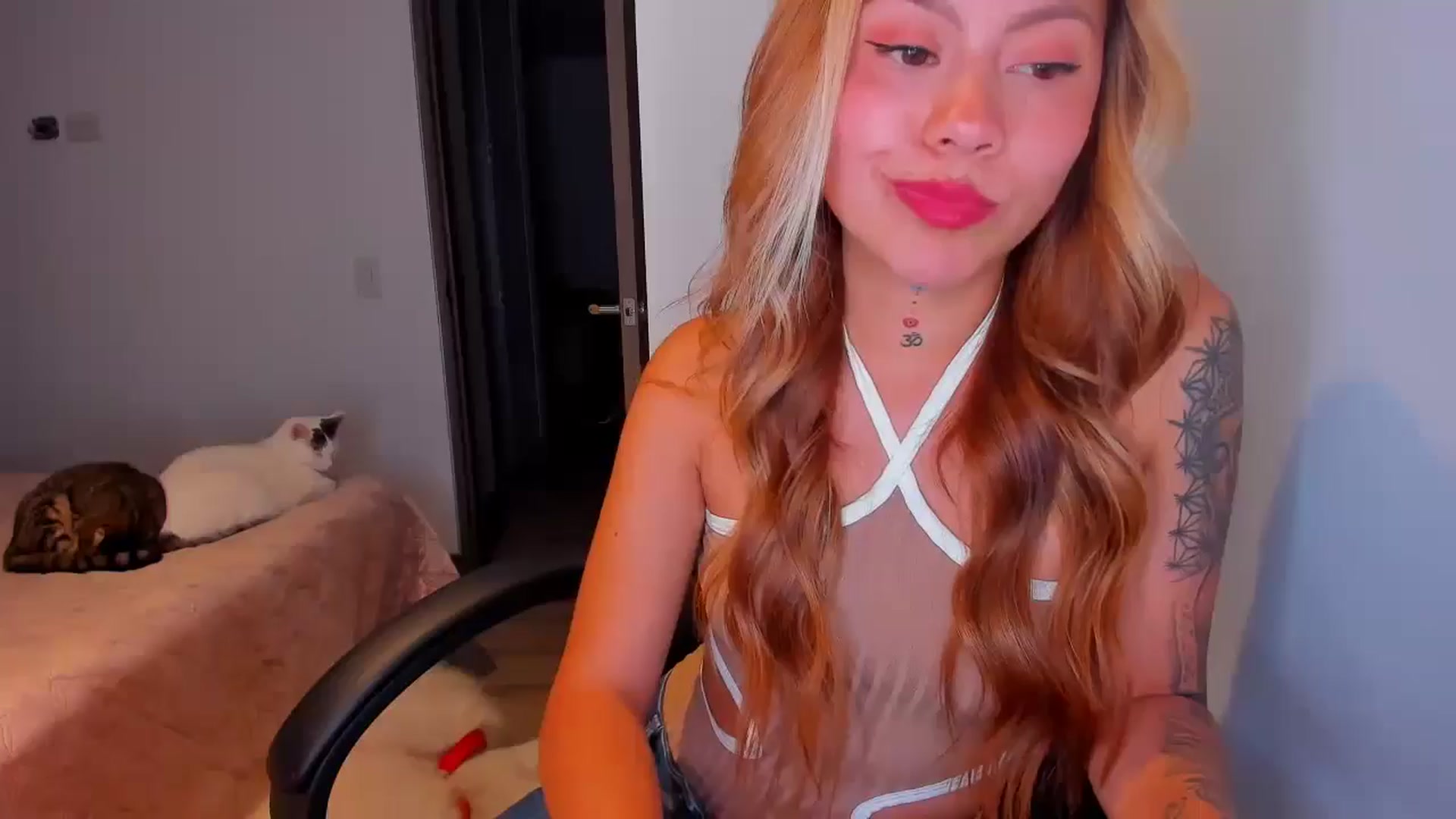 Gallery image thumbnail from Saritaa__'s myfreecams stream on, 08/23/2024, 24:42 image 1 of 20