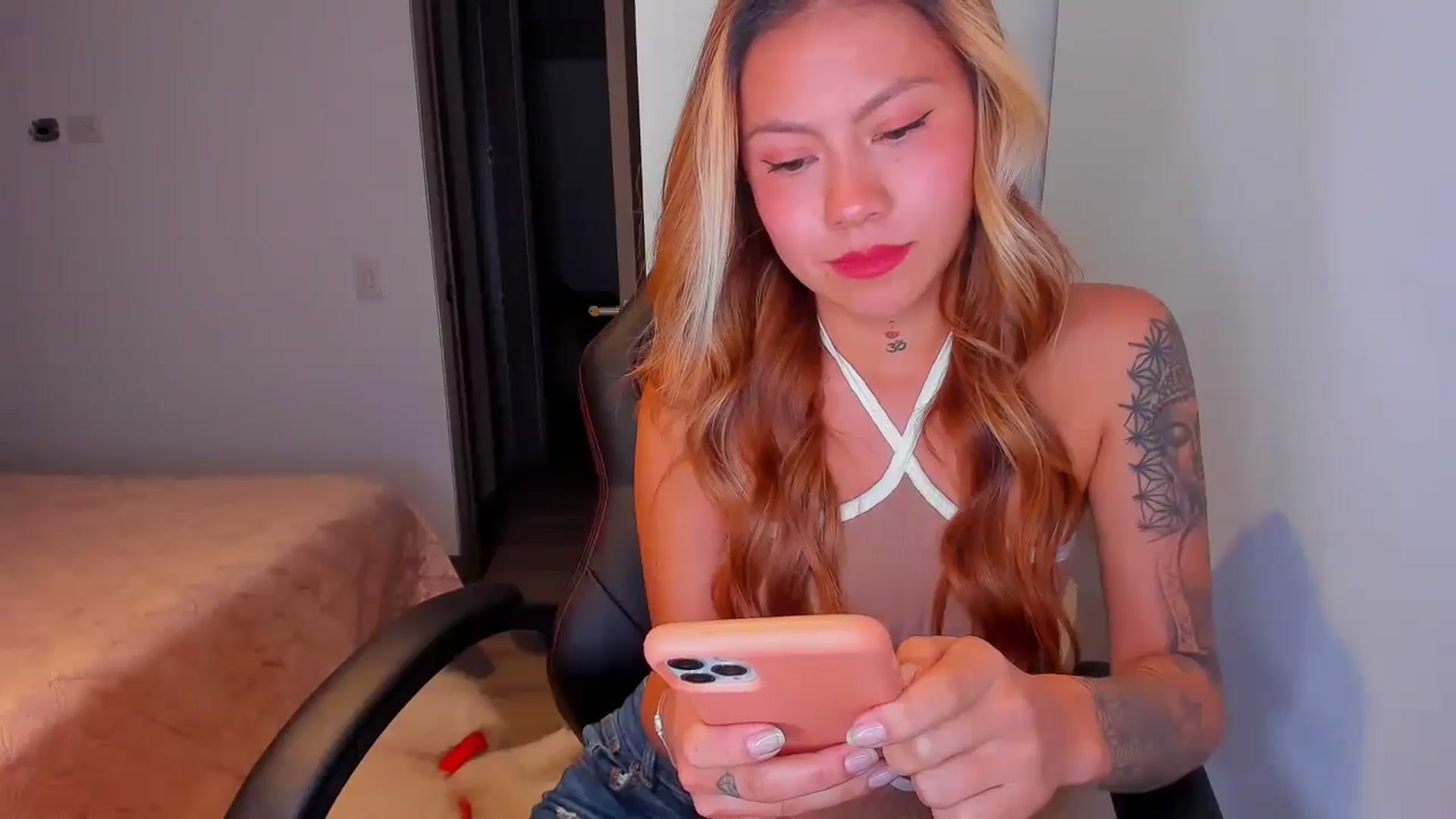 Gallery image thumbnail from Saritaa__'s myfreecams stream on, 08/23/2024, 24:42 image 7 of 20