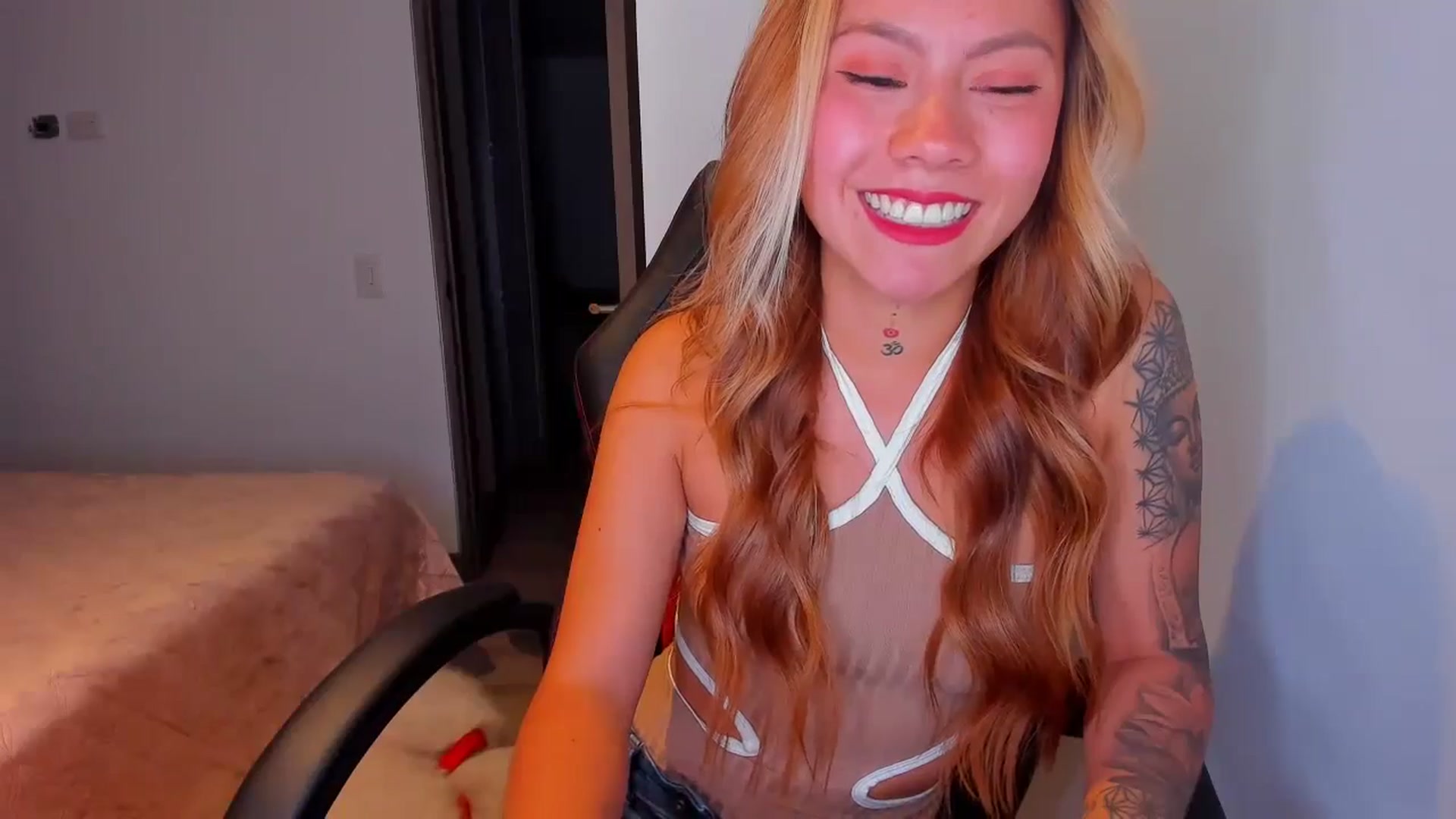 Gallery image thumbnail from Saritaa__'s myfreecams stream on, 08/23/2024, 24:42 image 4 of 20