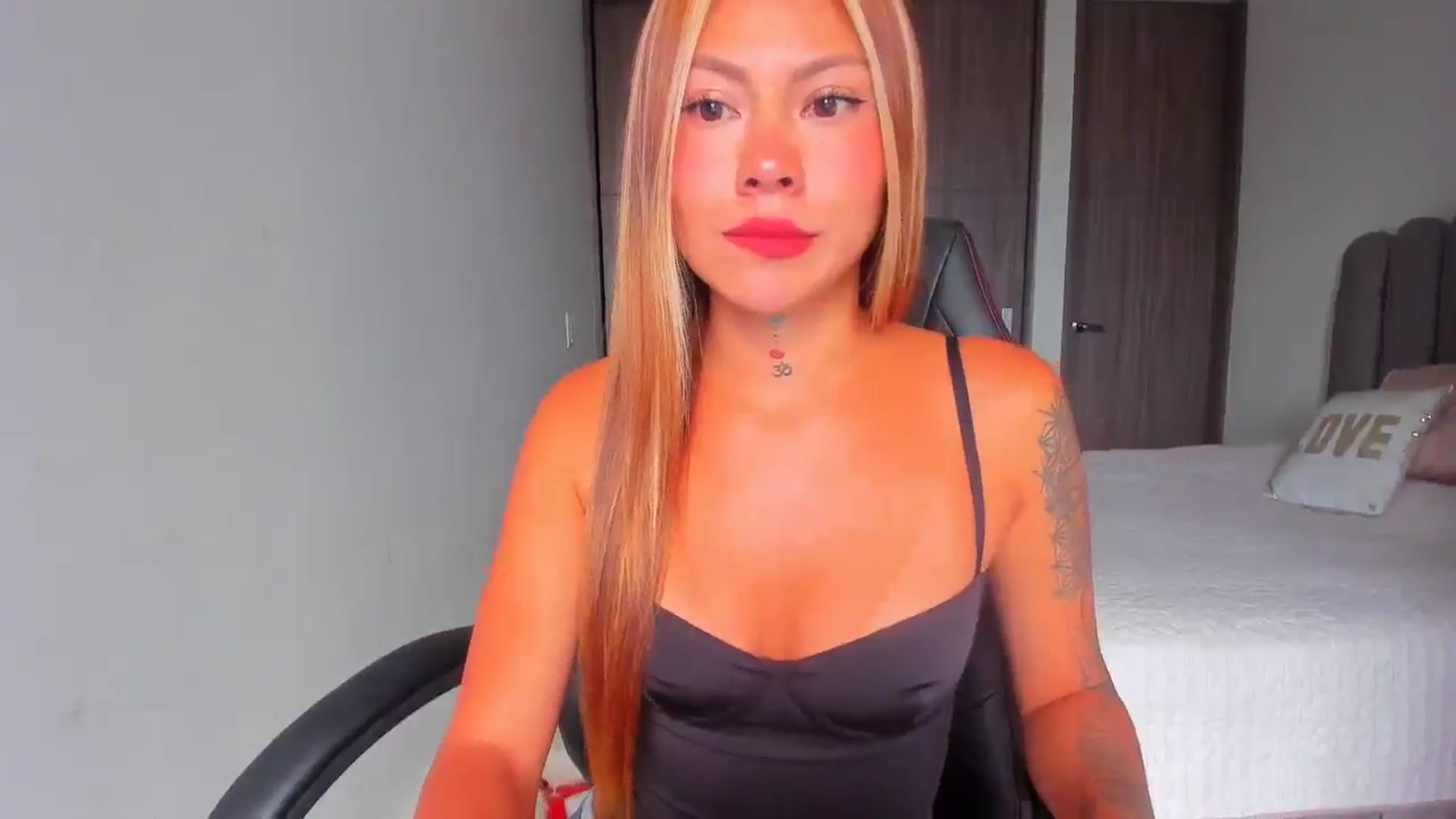 Gallery image thumbnail from Saritaa__'s myfreecams stream on, 01/20/2025, 22:51 image 12 of 20