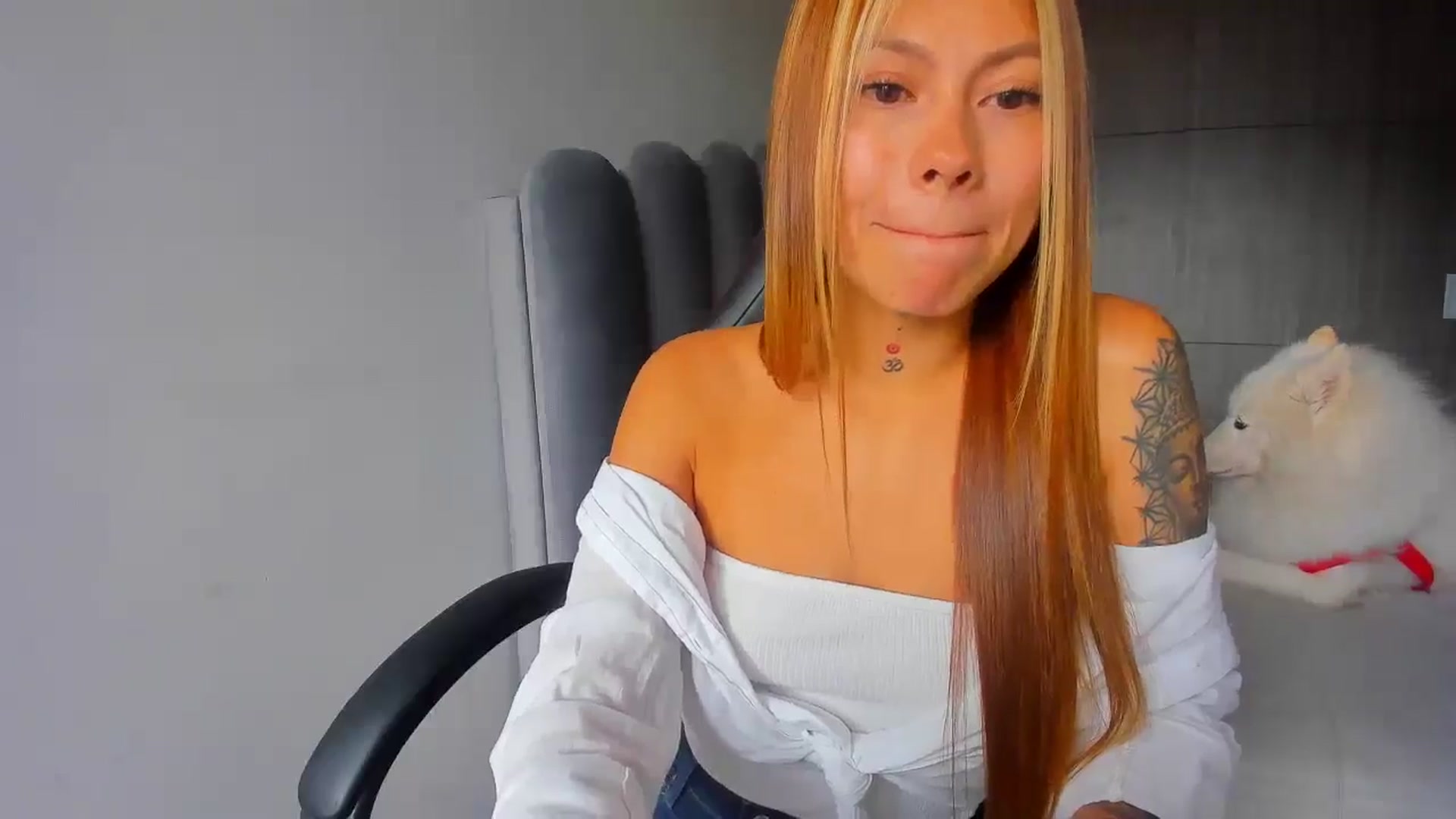Gallery image thumbnail from Saritaa__'s myfreecams stream on, 05/10/2025, 15:05 image 14 of 20