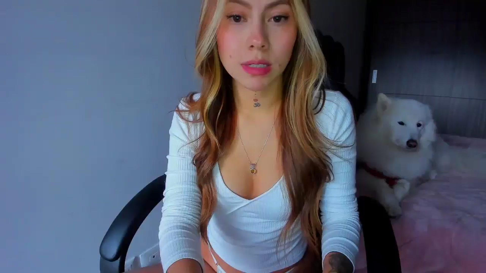 Gallery image thumbnail from Saritaa__'s myfreecams stream on, 05/27/2025, 23:09 image 11 of 20