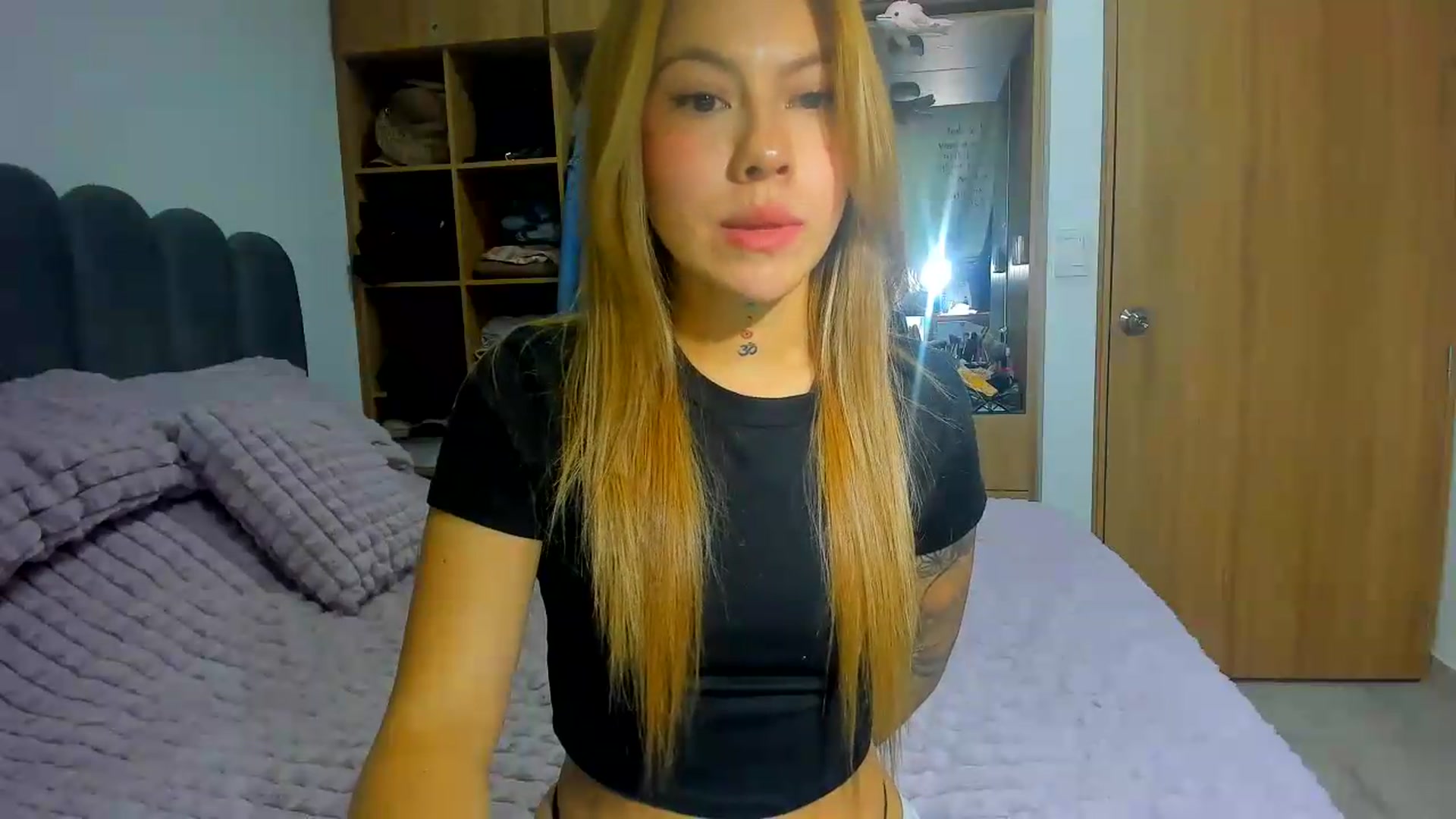 Gallery image thumbnail from Saritaa__'s myfreecams stream on, 05/18/2026, 01:57 image 20 of 20