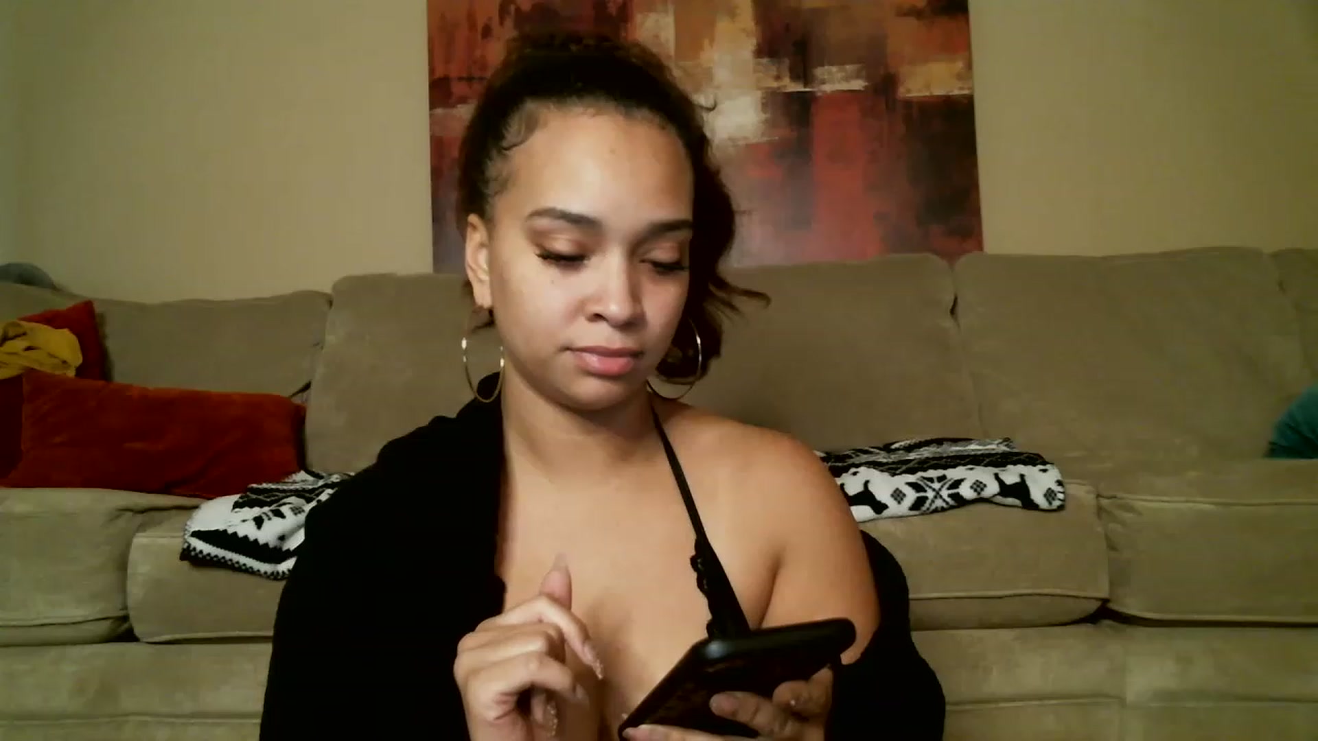 Gallery image thumbnail from SashaEstrella's myfreecams stream on, 01/10/2023, 22:40 image 7 of 20
